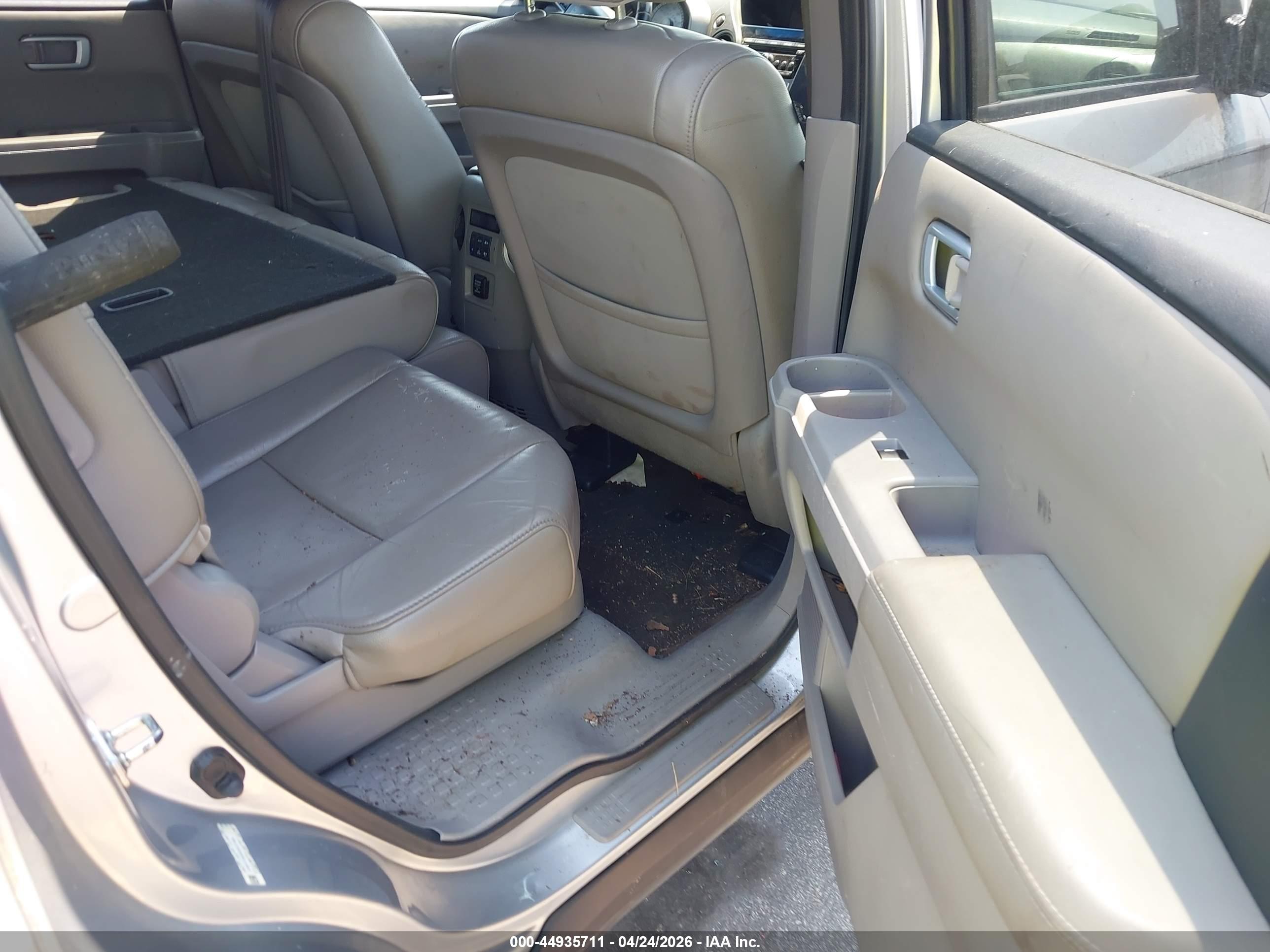 HONDA PILOT image 8