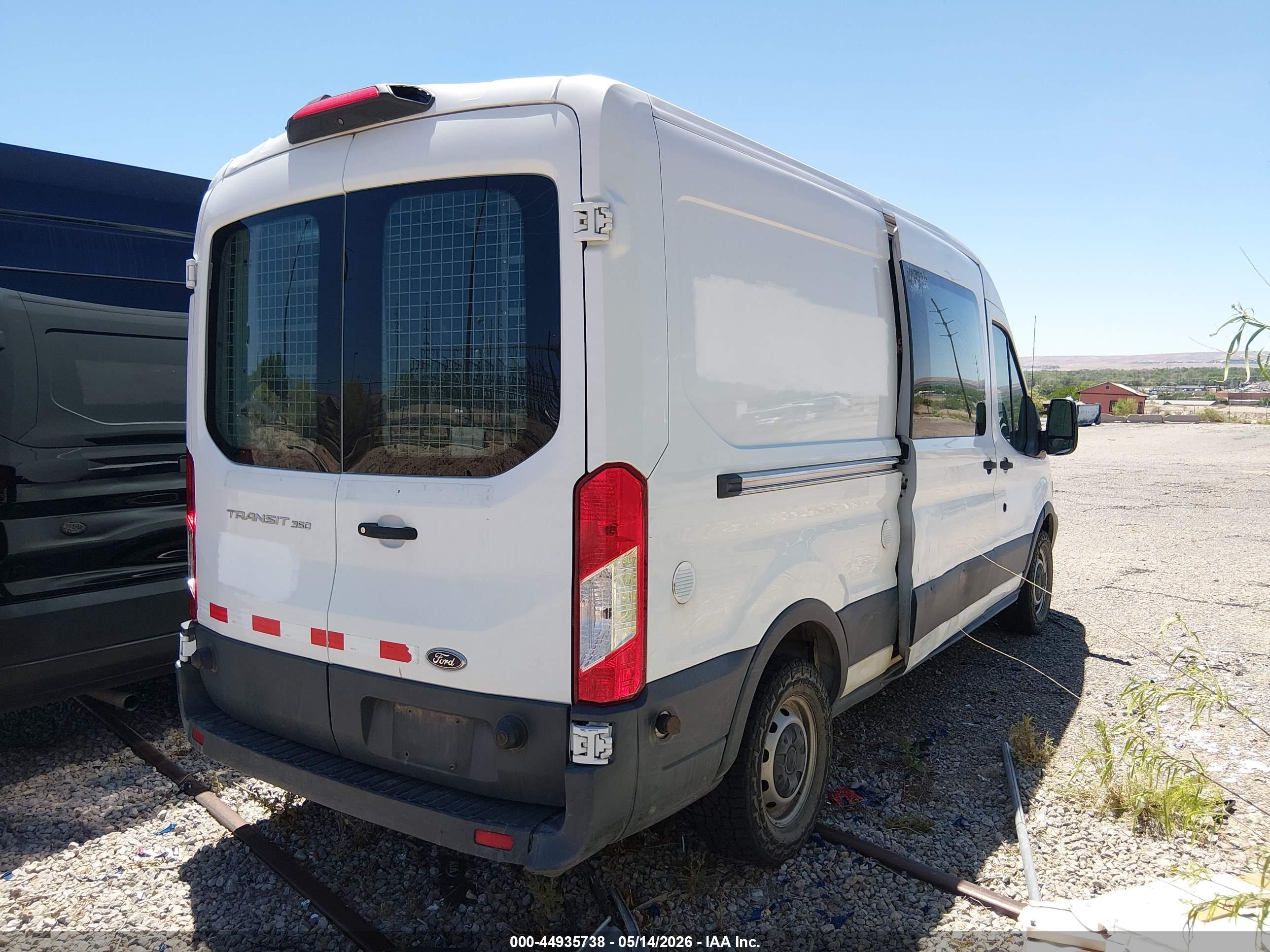FORD TRANSIT-350 image 4