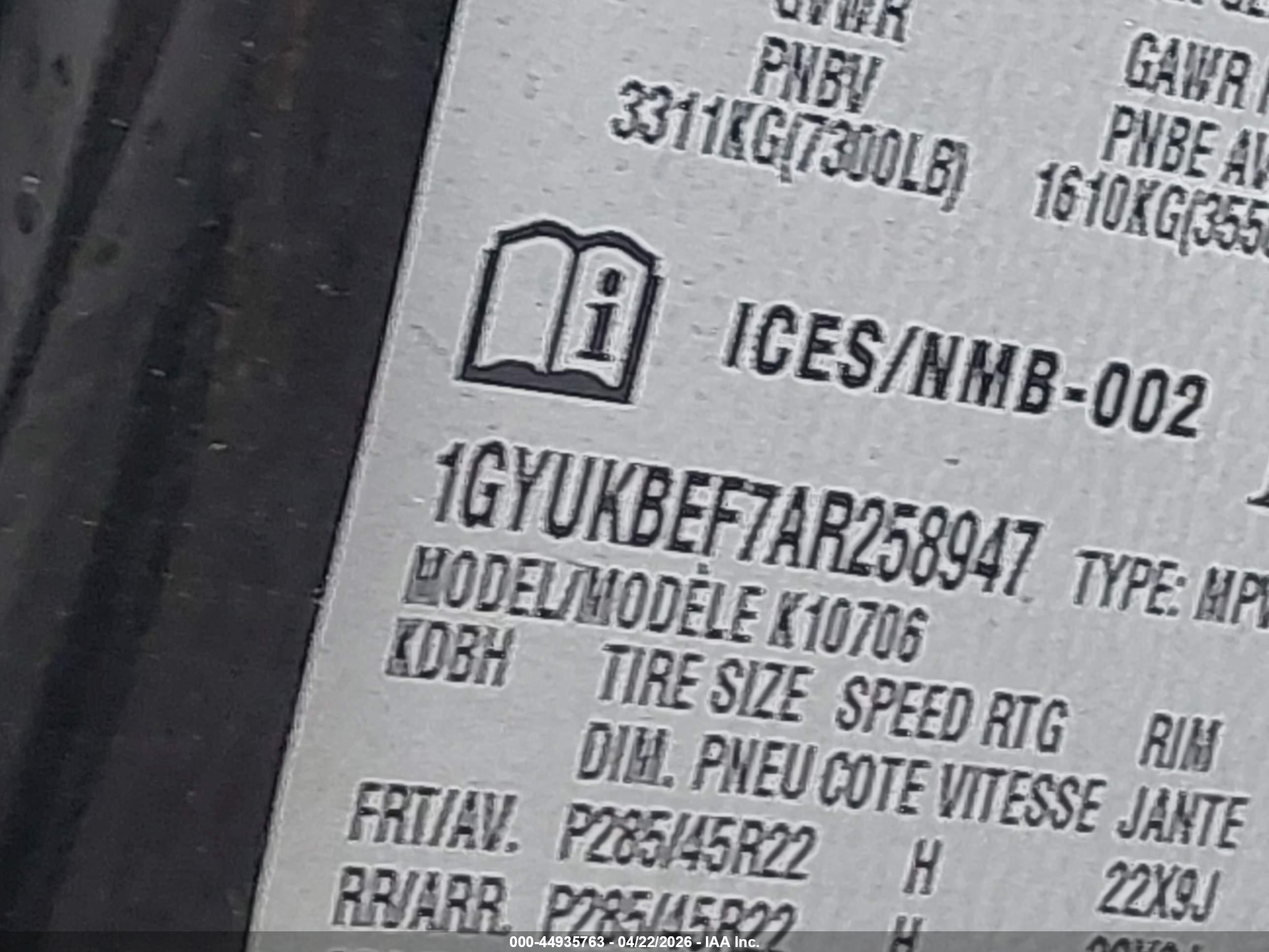 CADILLAC ESCALADE image 9
