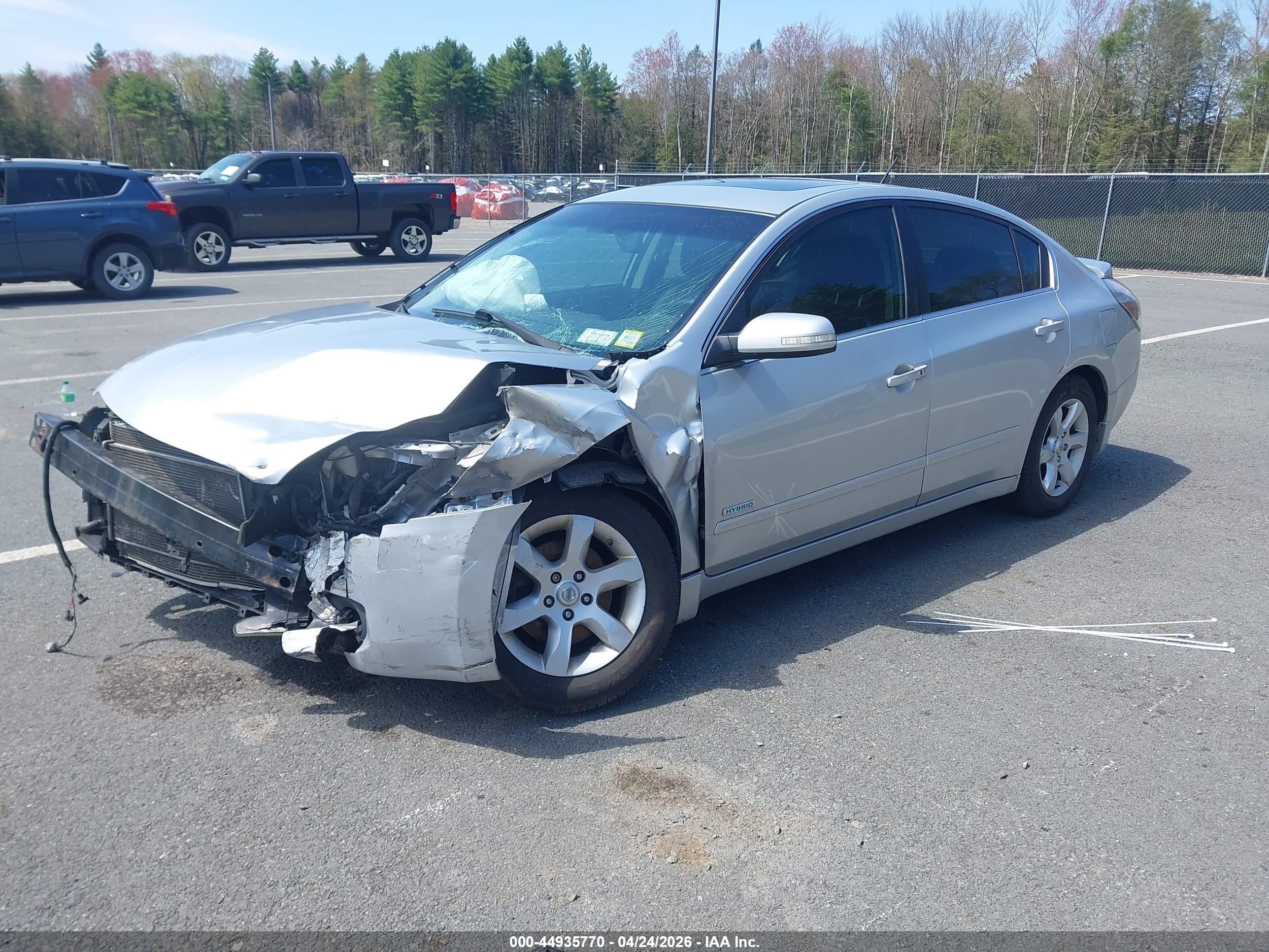 NISSAN ALTIMA image 2
