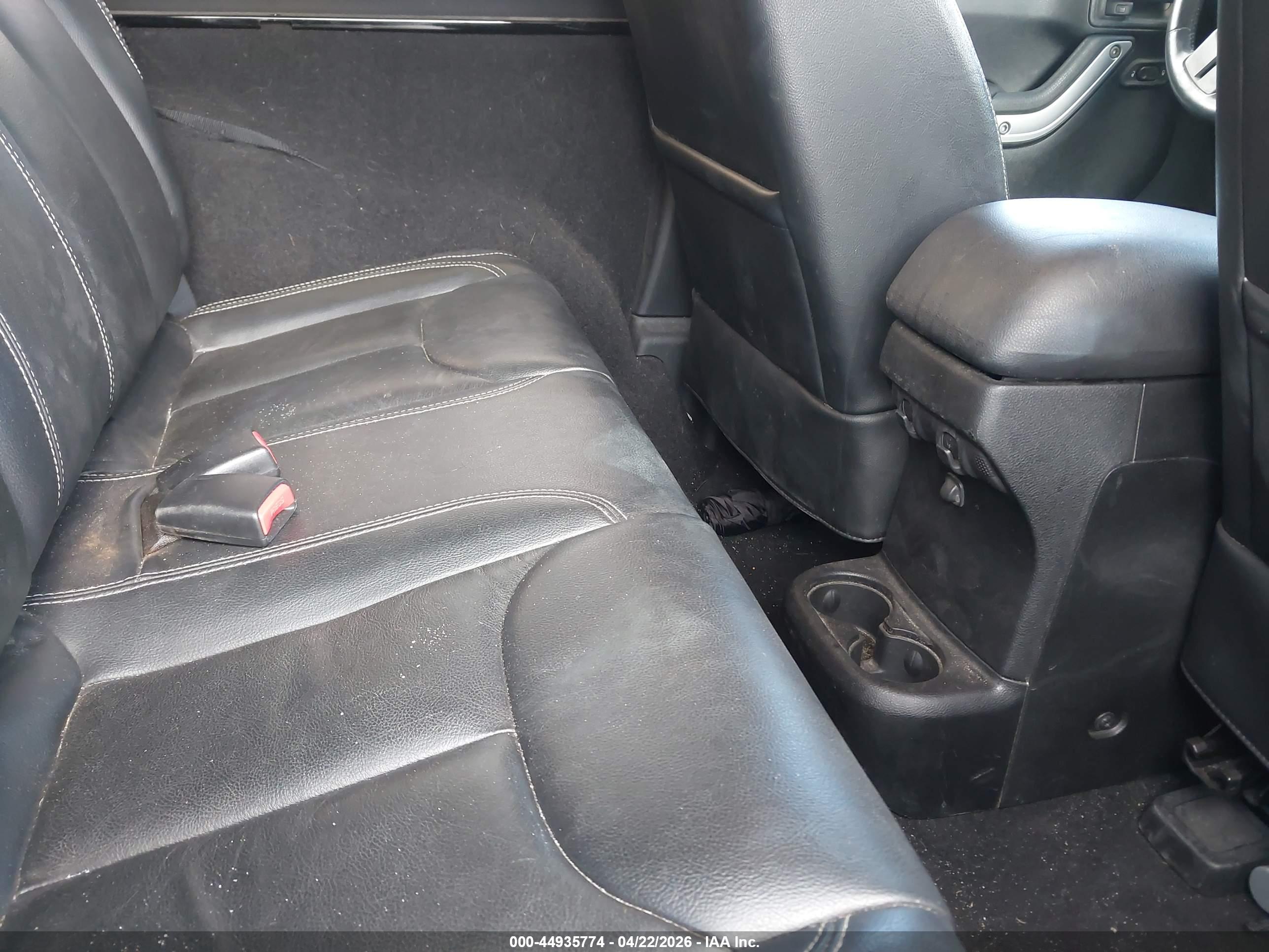 JEEP WRANGLER image 8