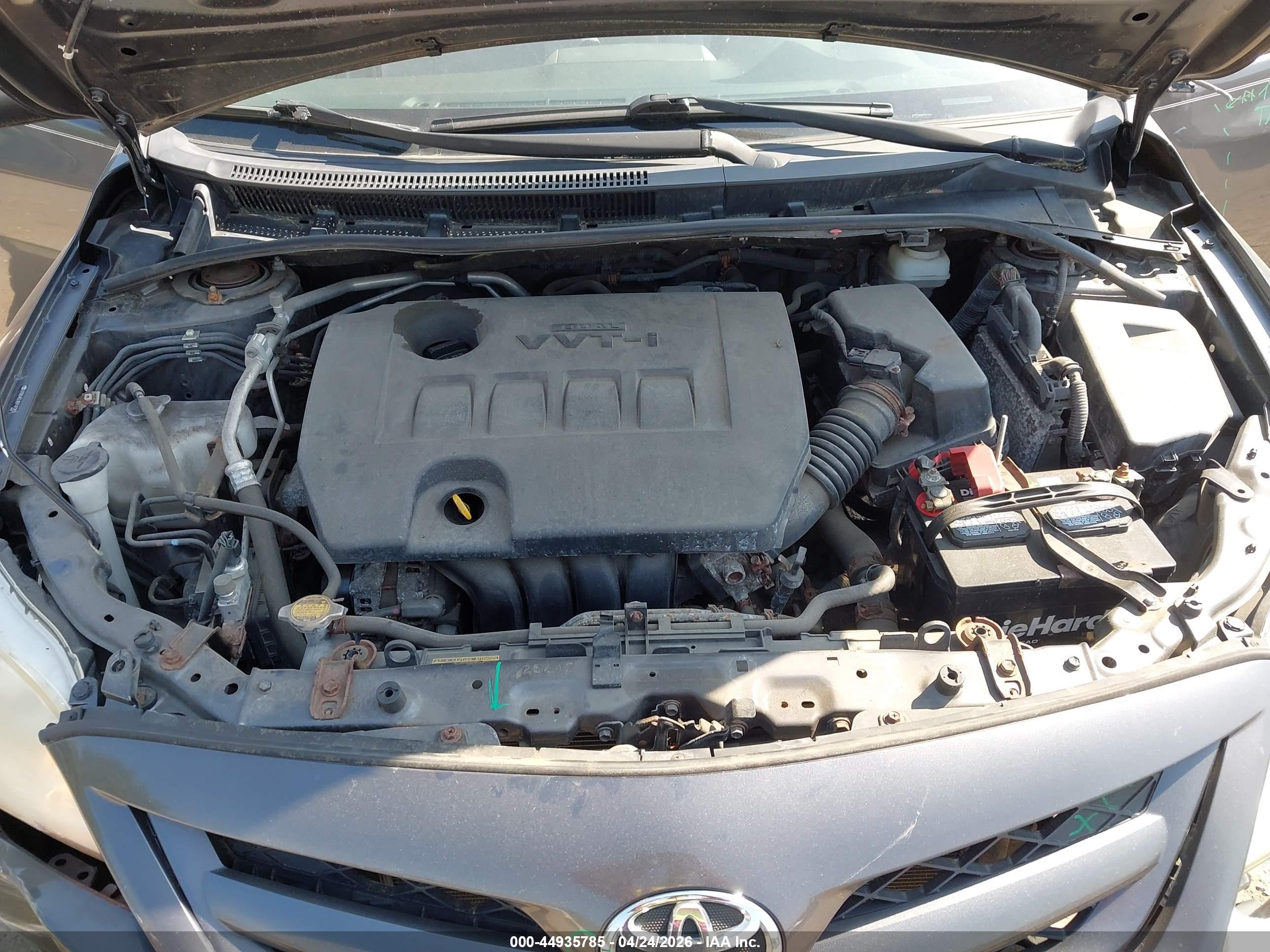 TOYOTA COROLLA image 10