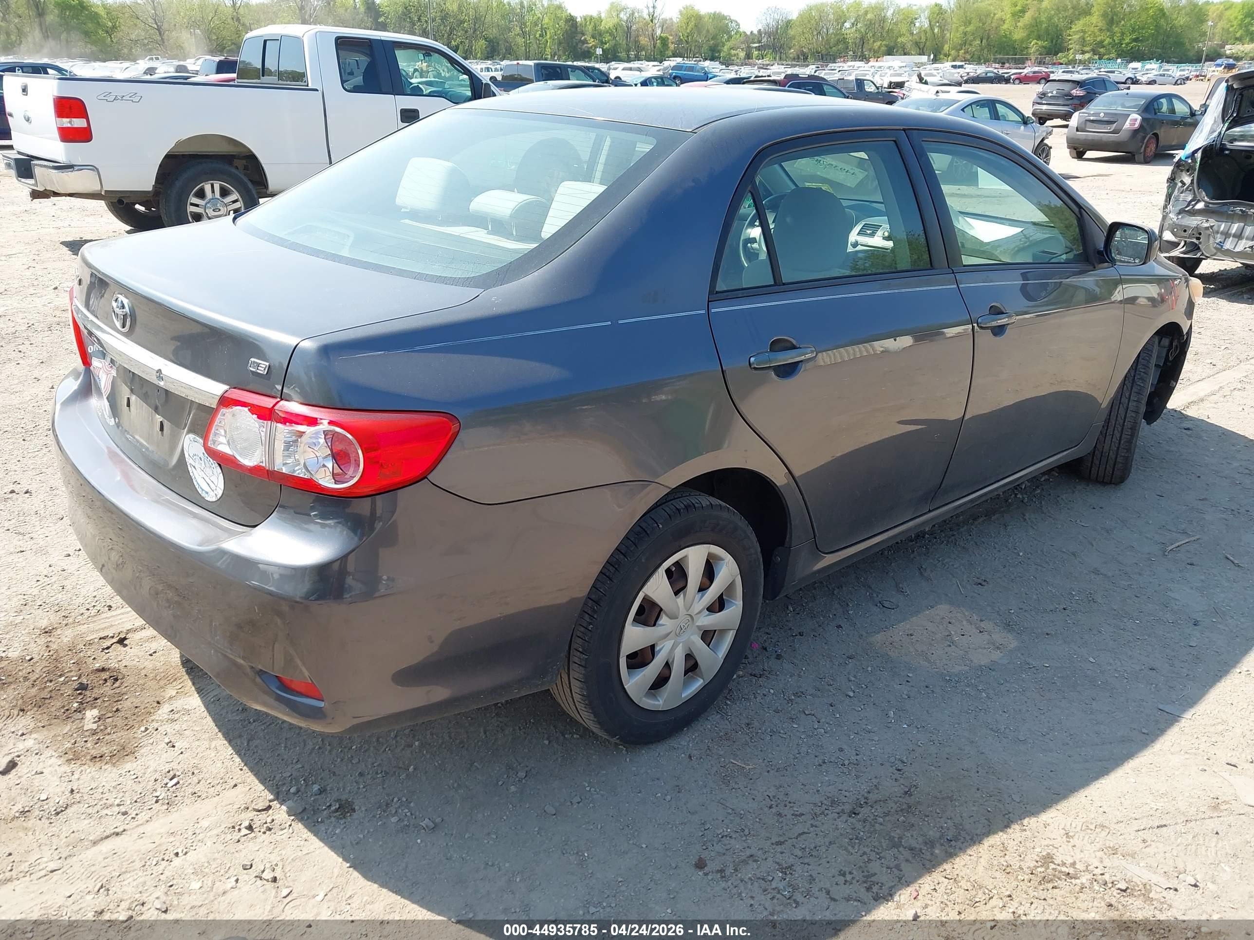 TOYOTA COROLLA image 4