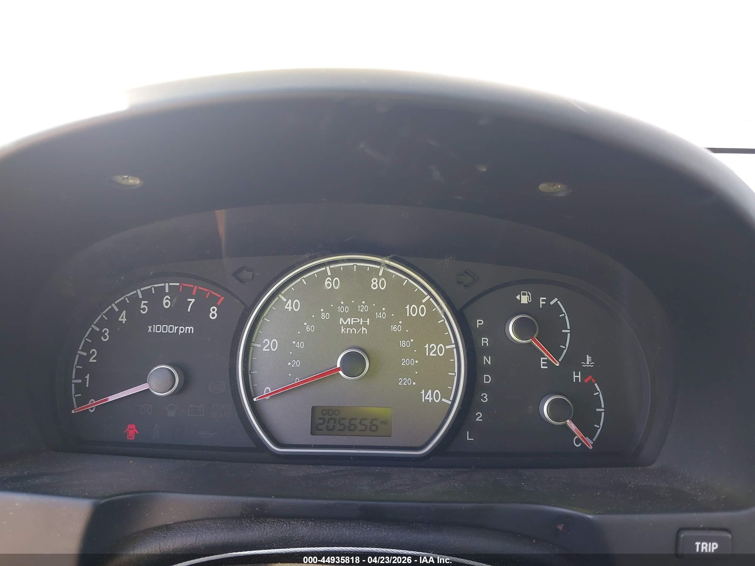 HYUNDAI ELANTRA image 7