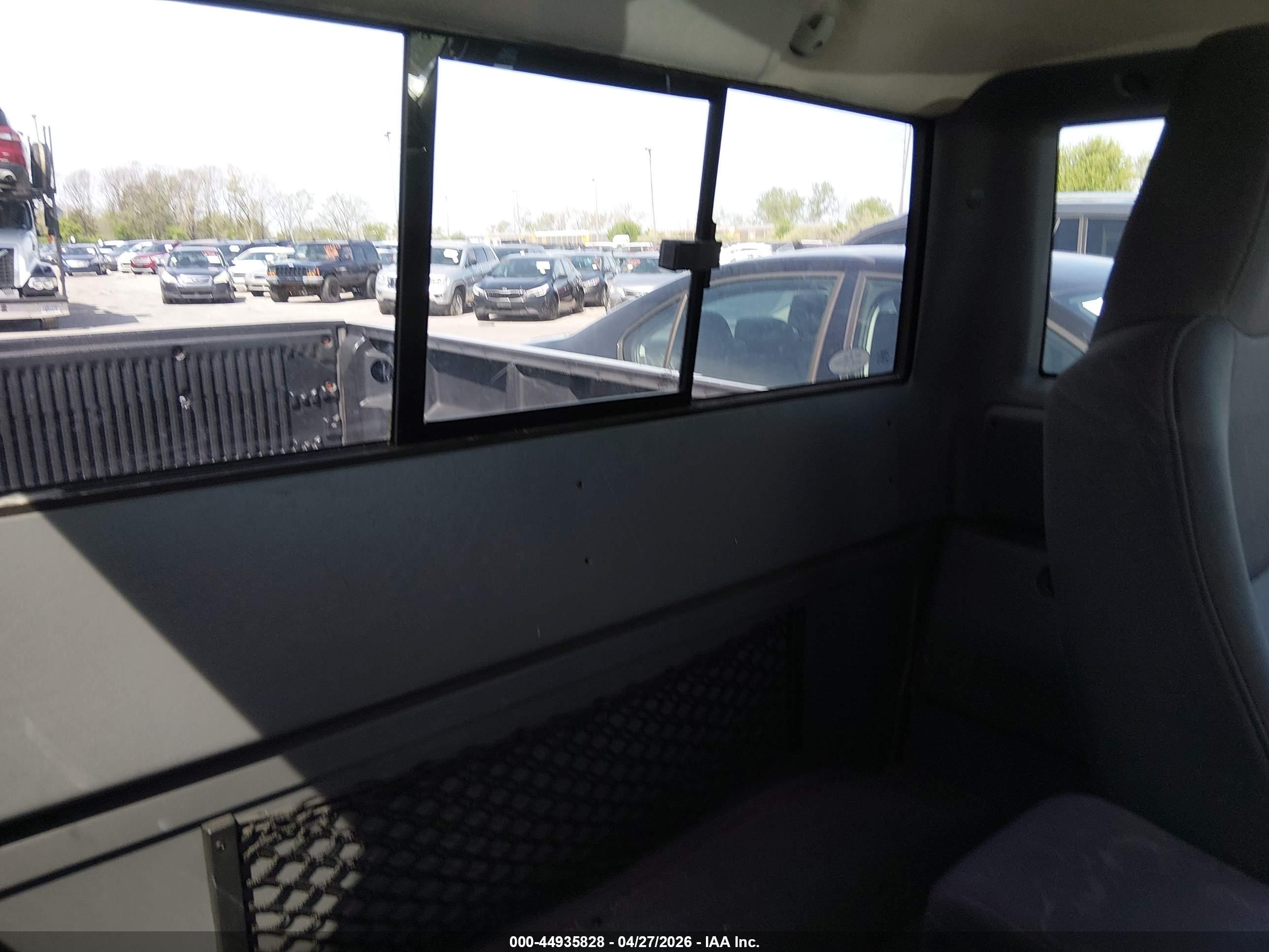 FORD RANGER image 8