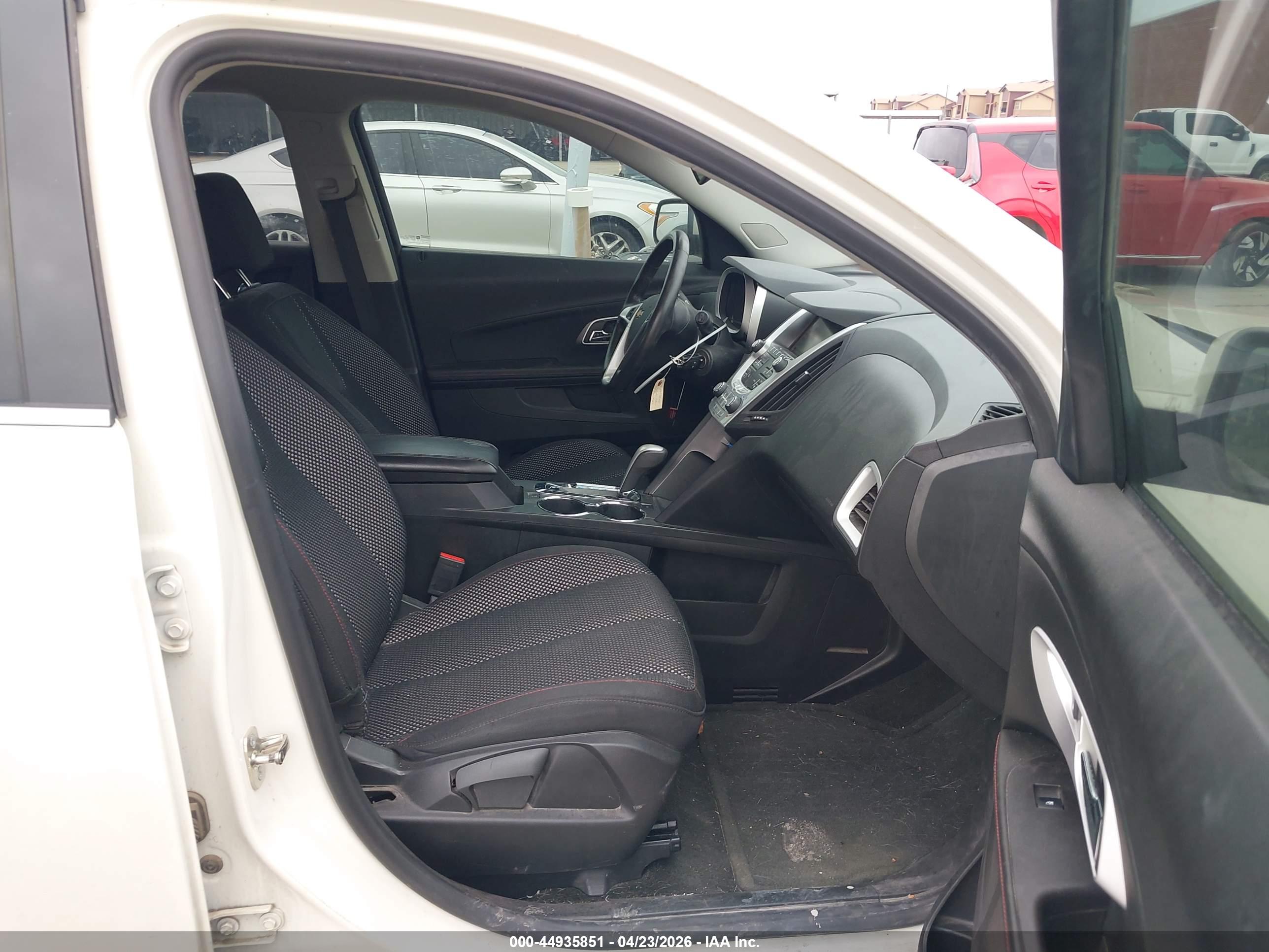 CHEVROLET EQUINOX image 5