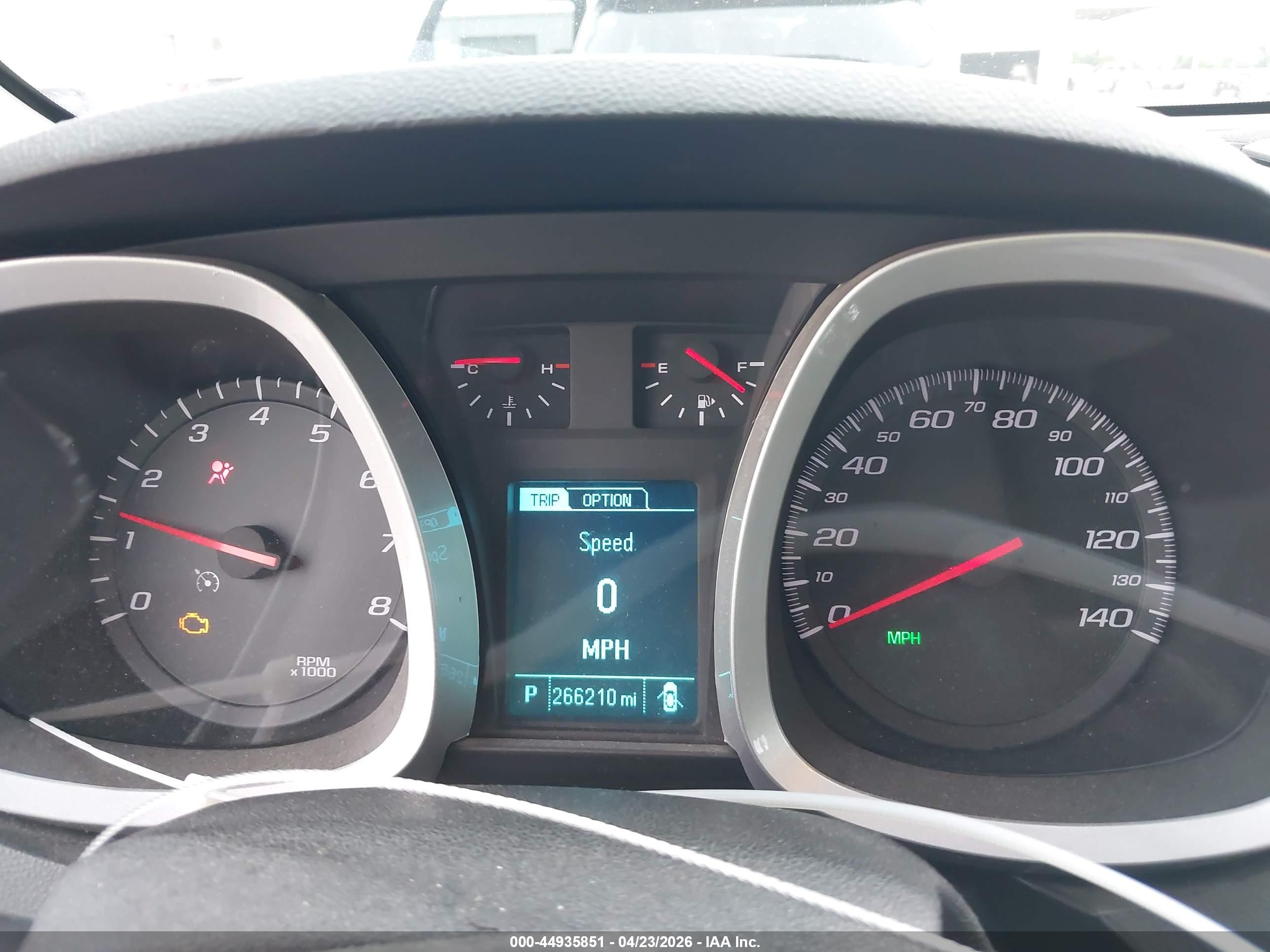 CHEVROLET EQUINOX image 7