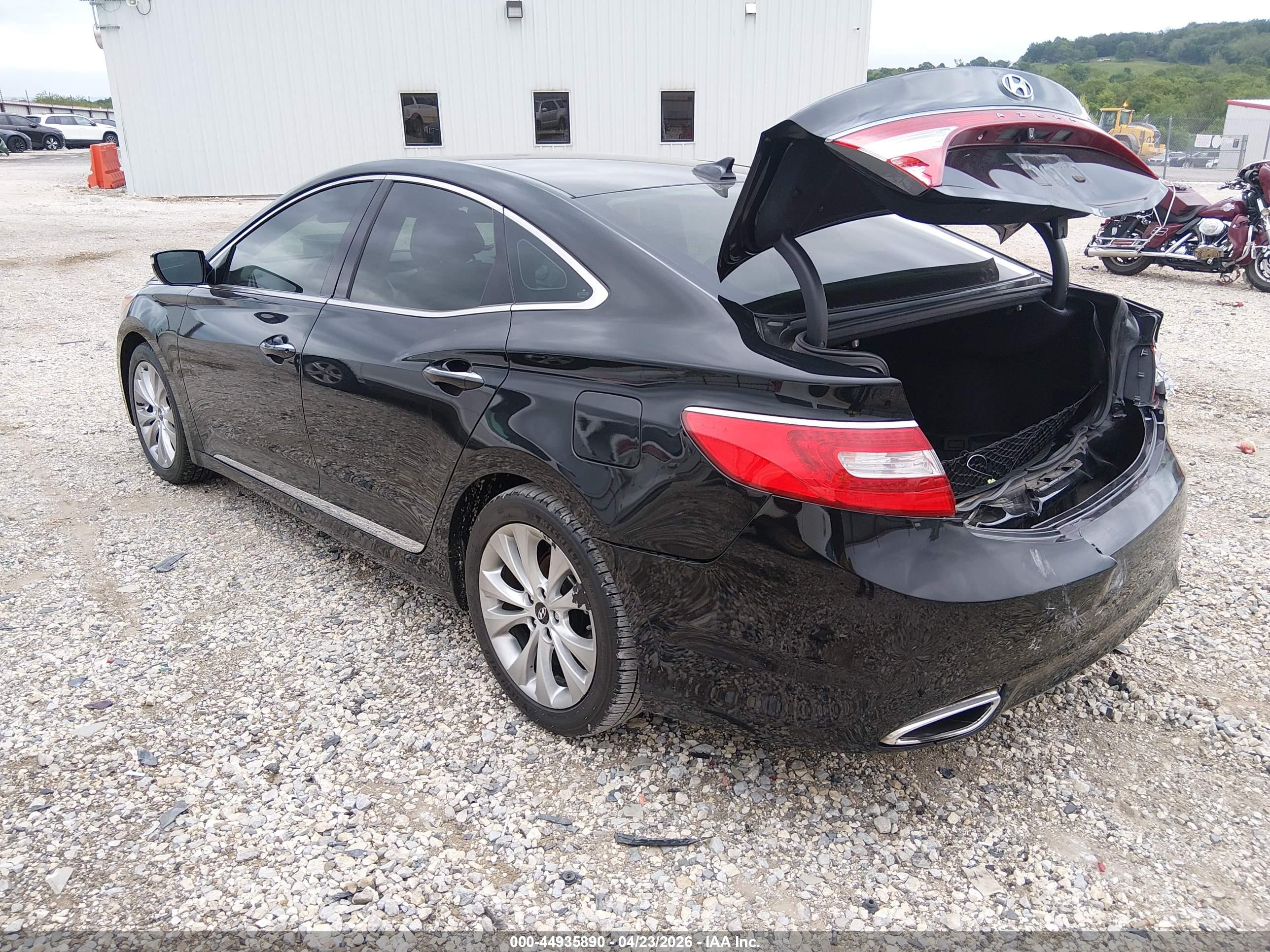 HYUNDAI AZERA image 3