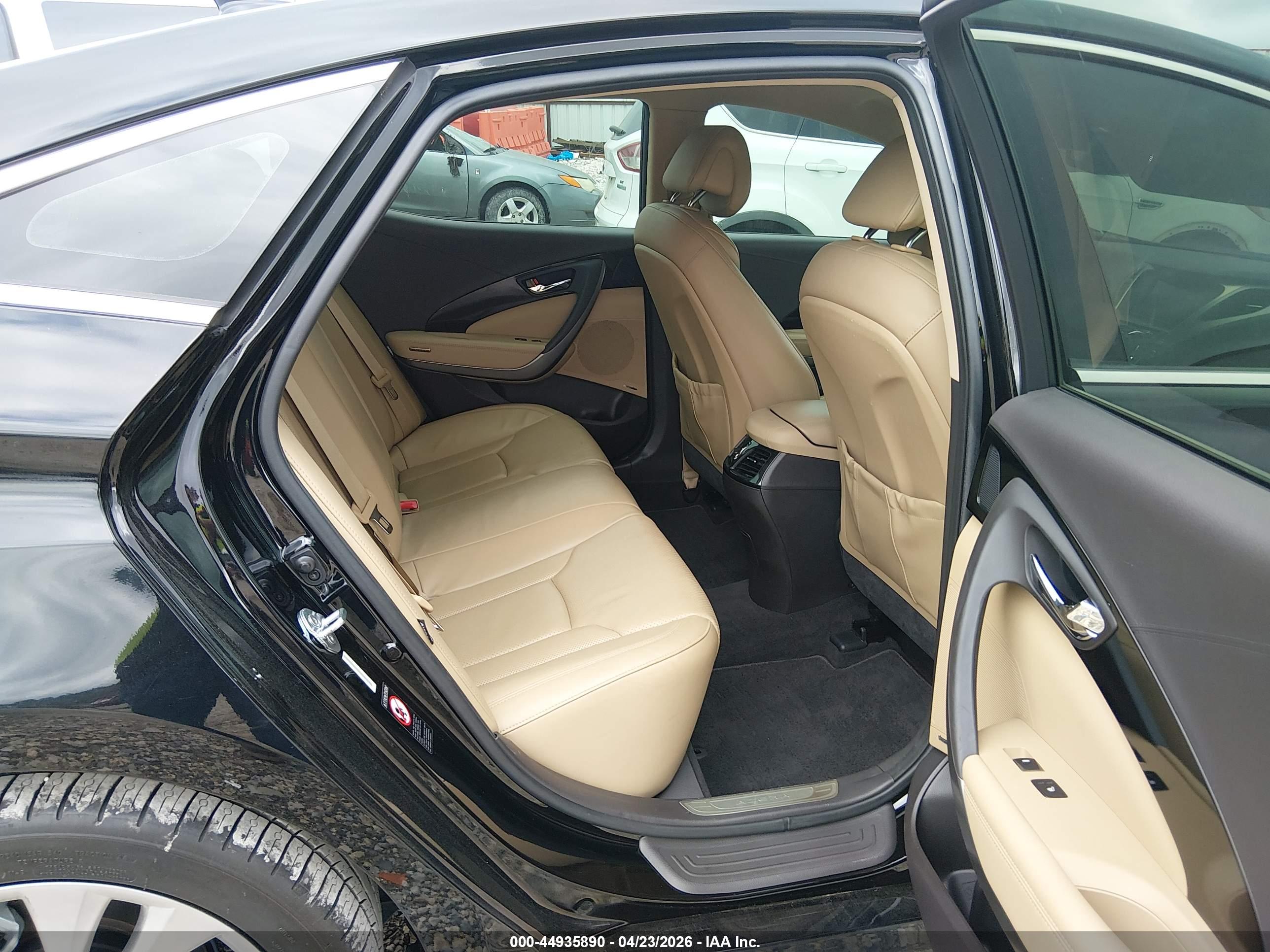HYUNDAI AZERA image 8