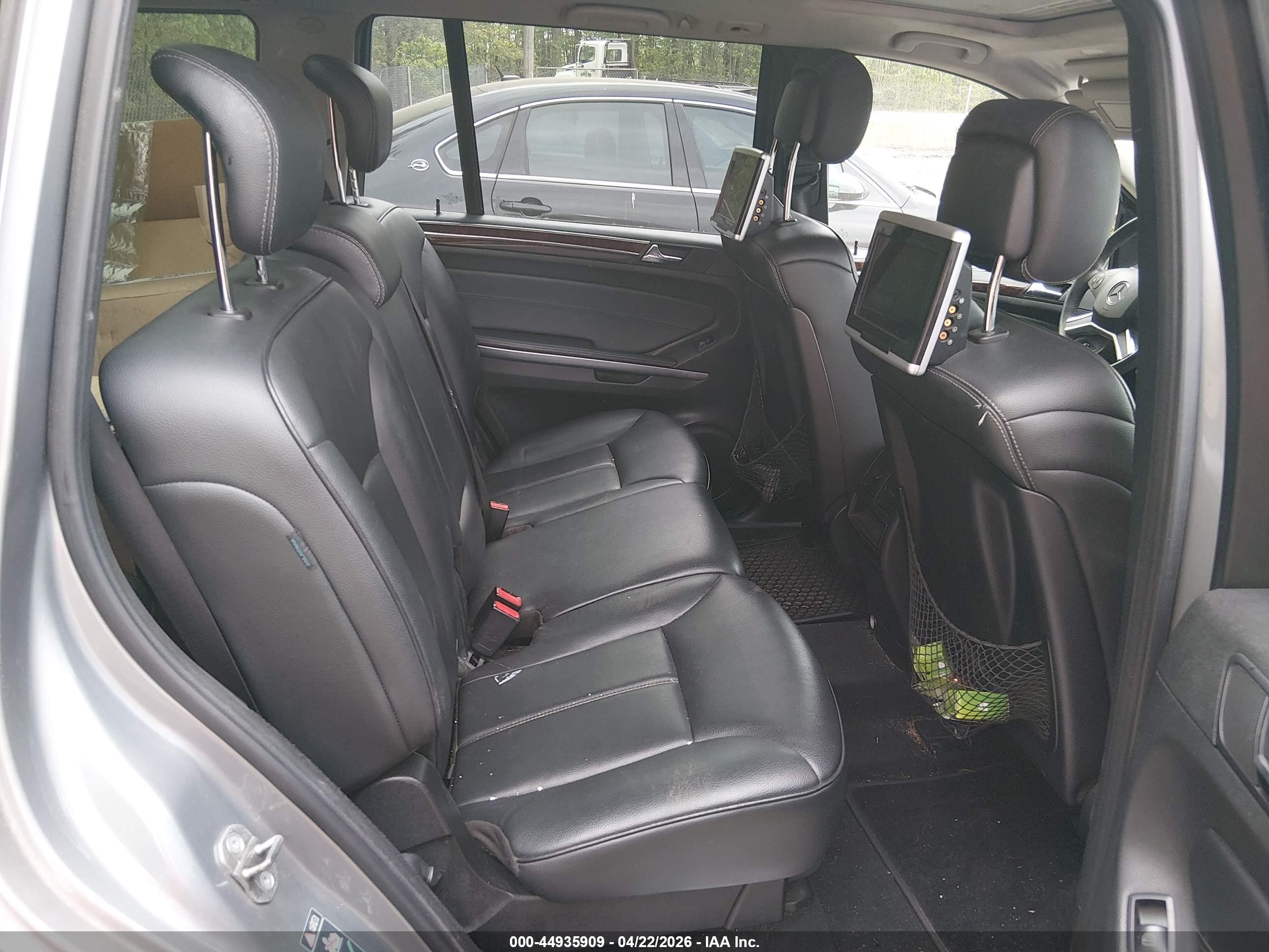 MERCEDES-BENZ GL image 8