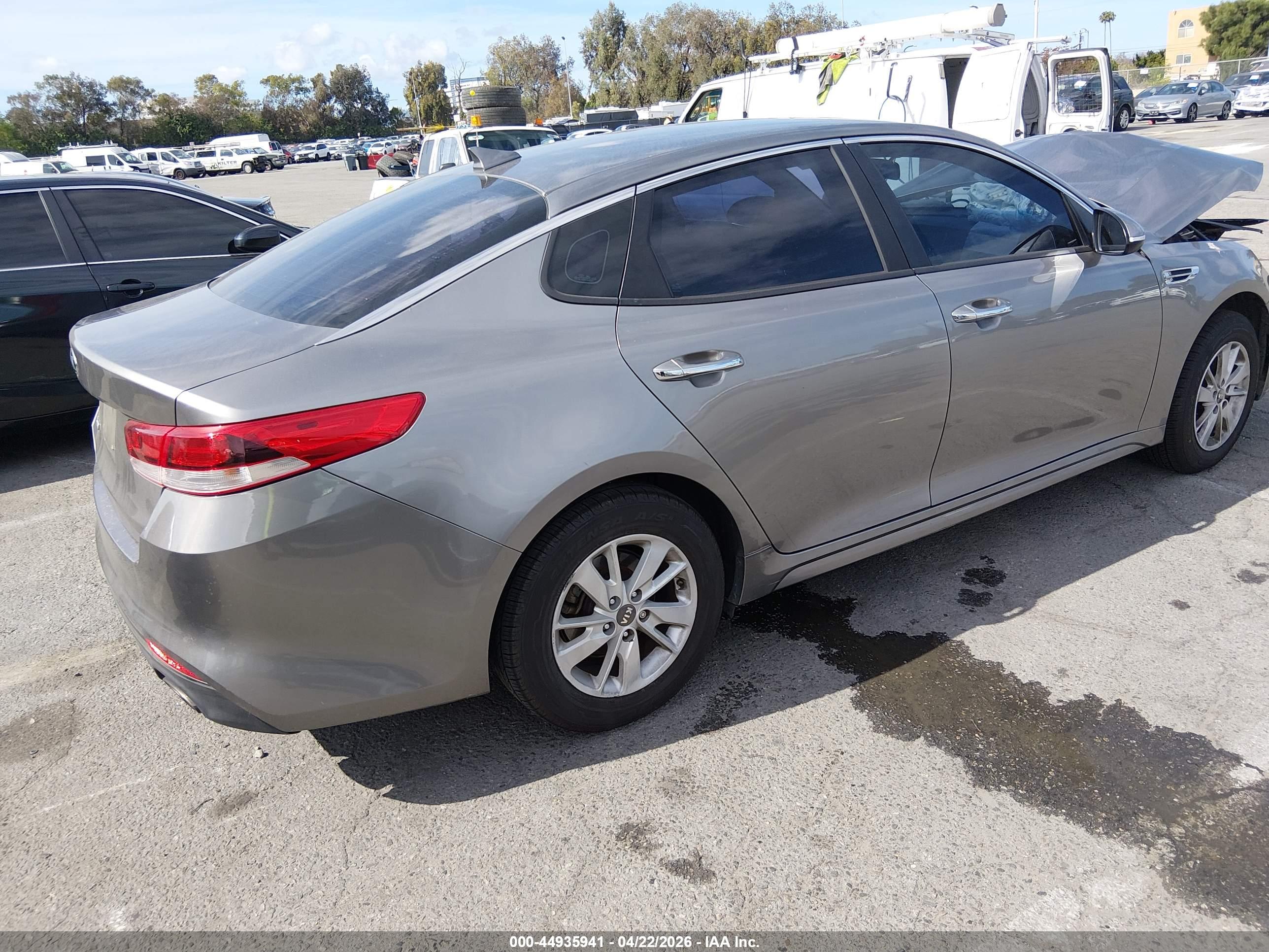 KIA OPTIMA image 4