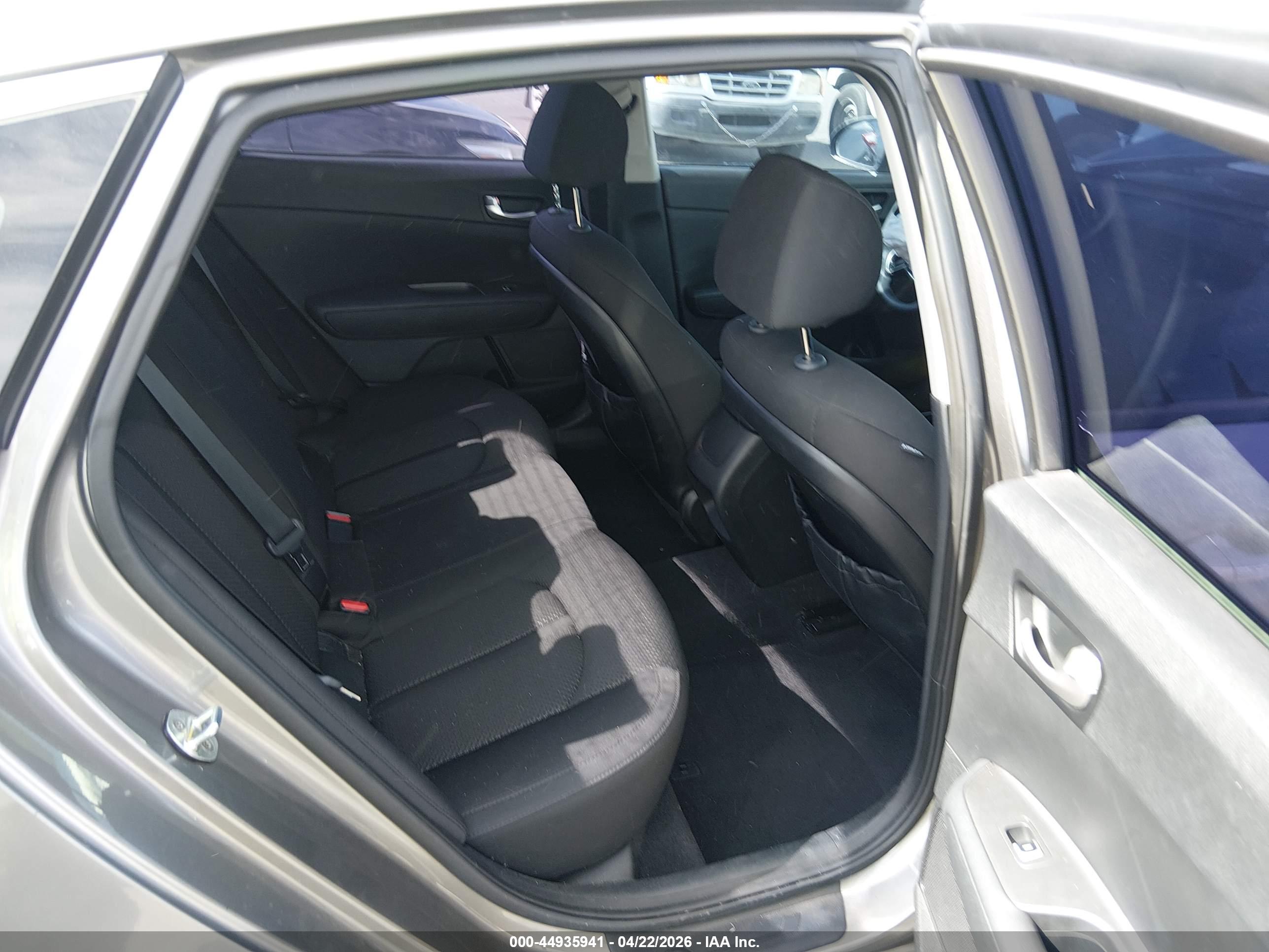 KIA OPTIMA image 8