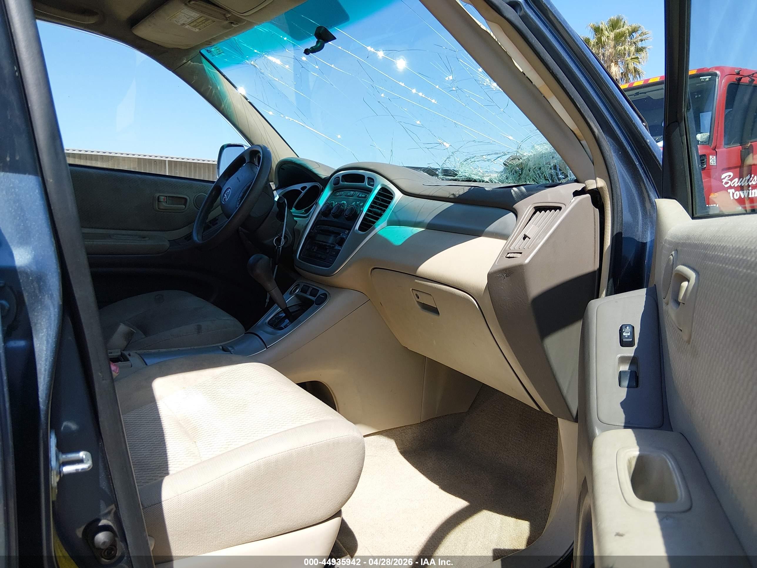 TOYOTA HIGHLANDER image 5