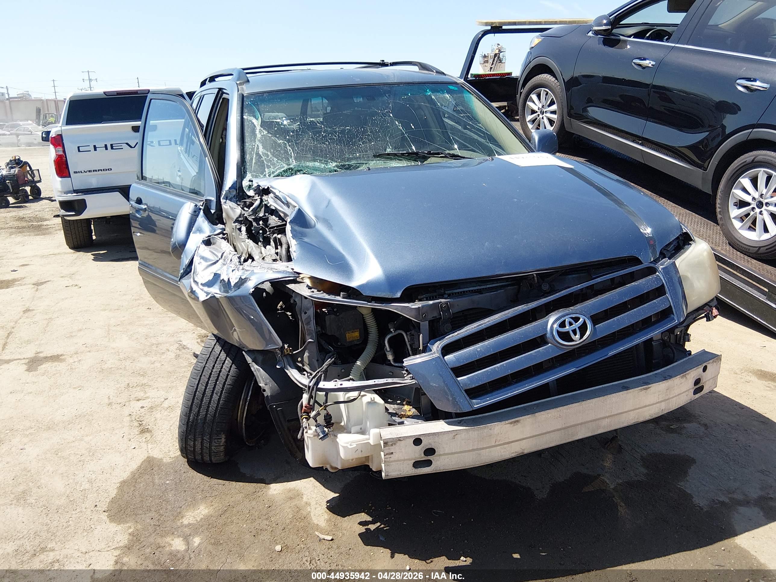 TOYOTA HIGHLANDER image 6