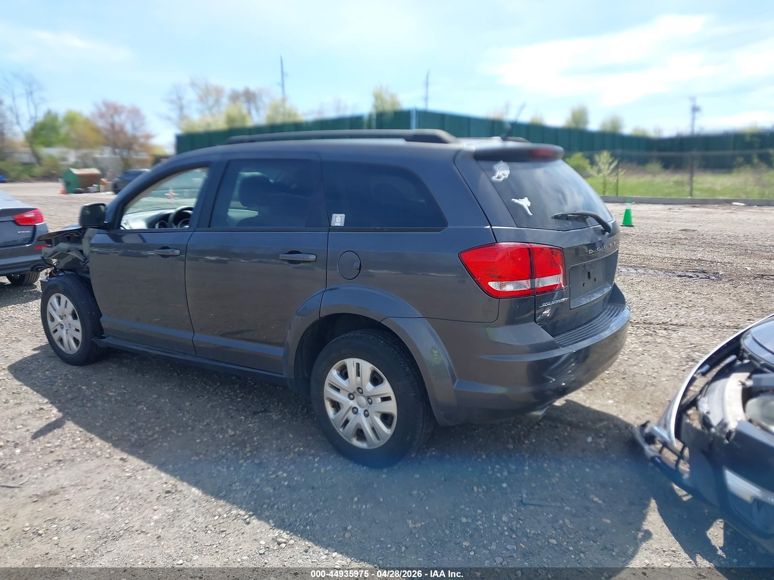 DODGE JOURNEY image 3