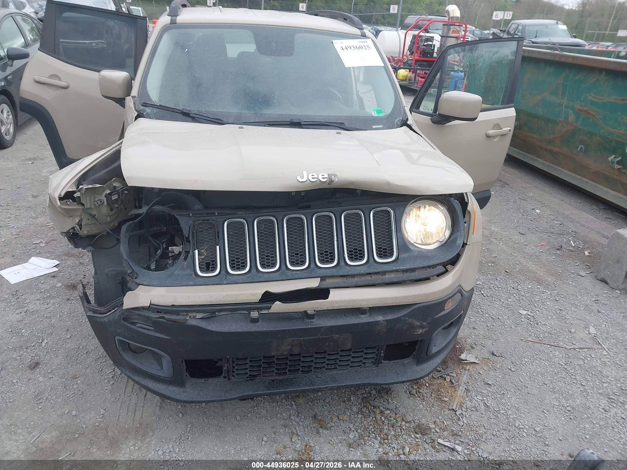 JEEP RENEGADE image 6