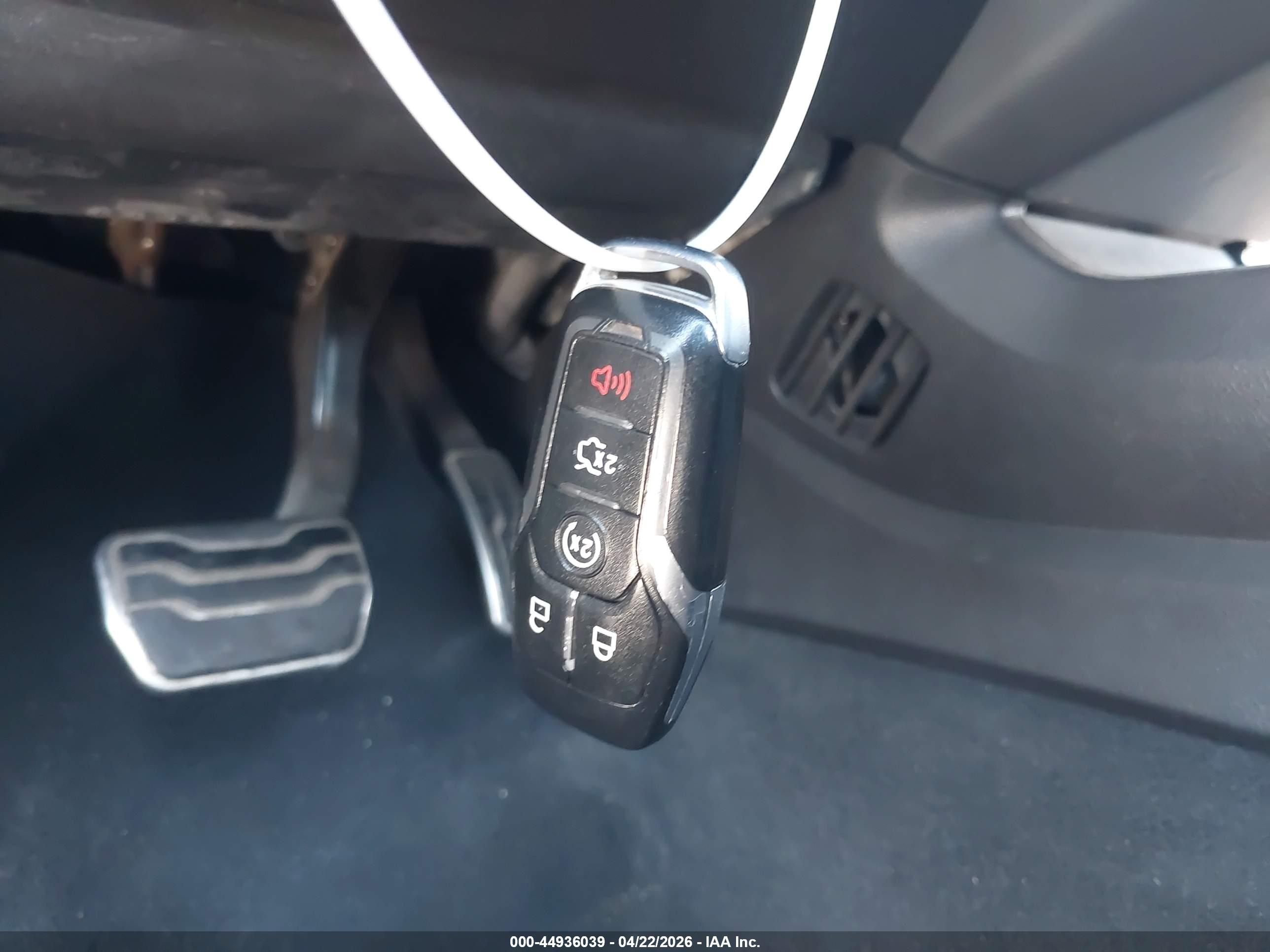 FORD FUSION image 11
