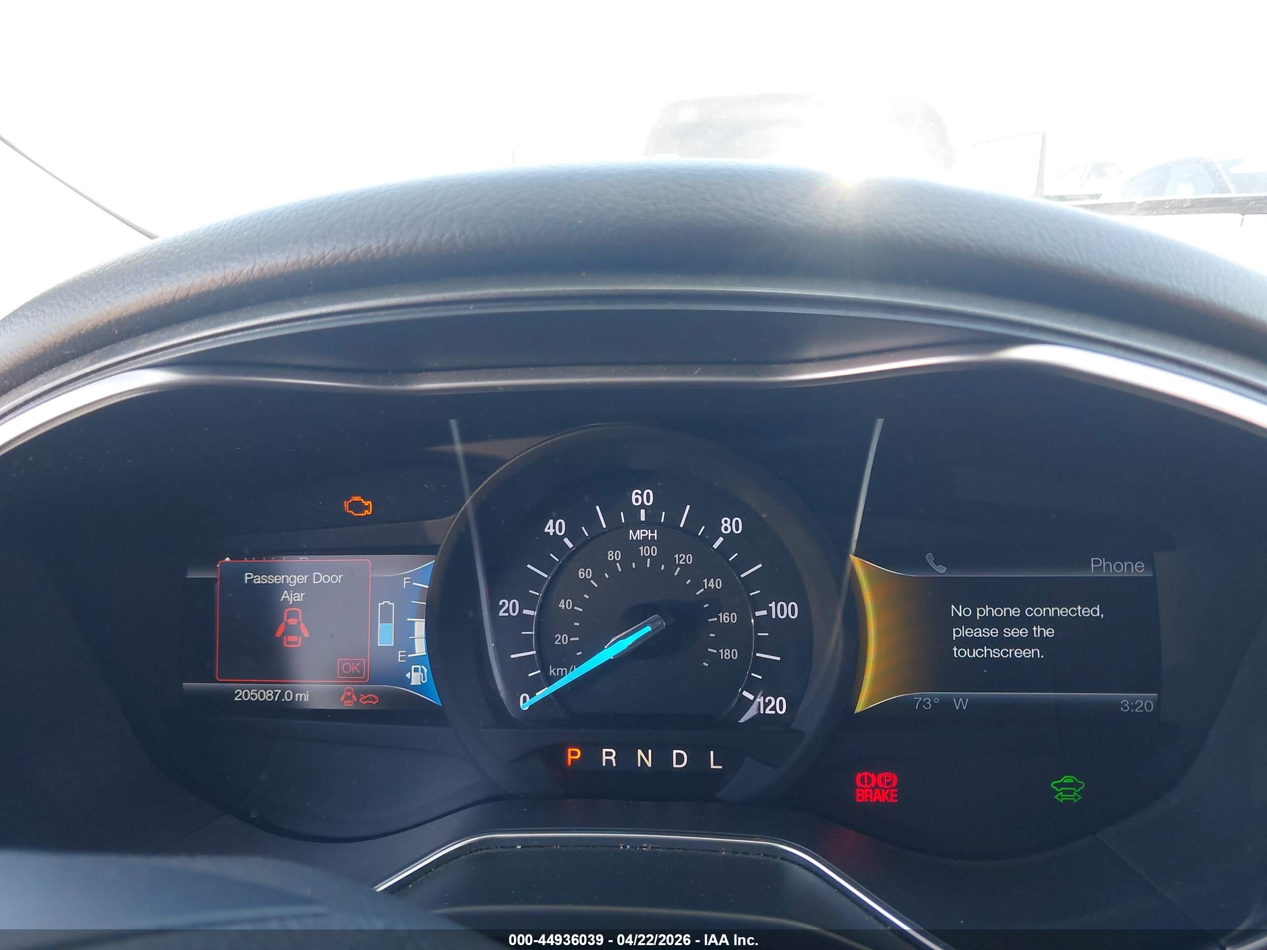 FORD FUSION image 7
