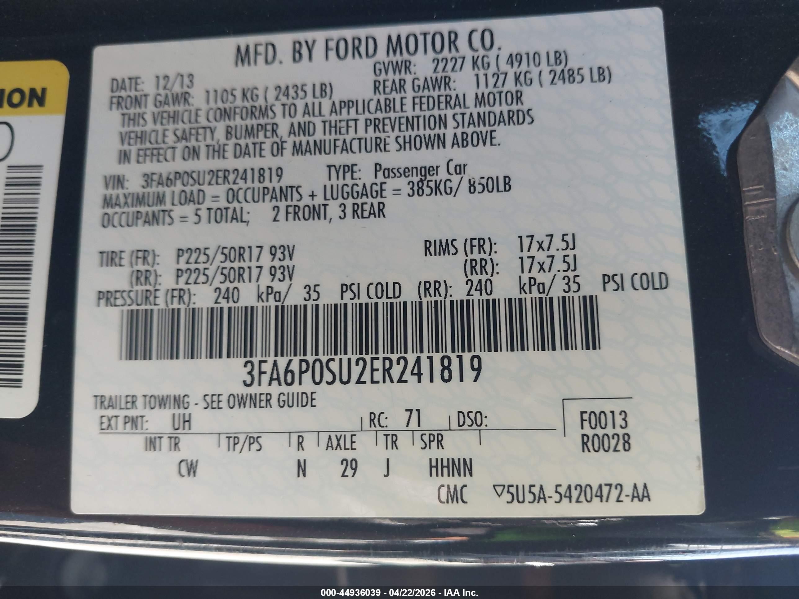 FORD FUSION image 9