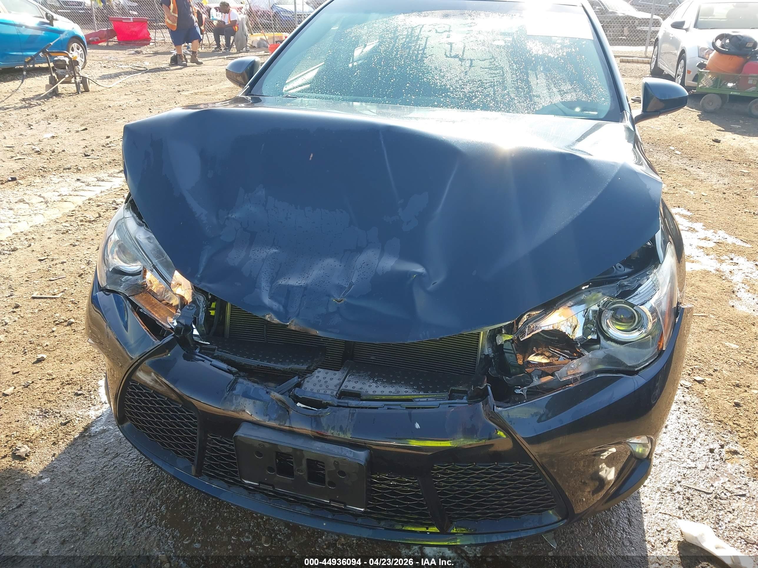 TOYOTA CAMRY image 6