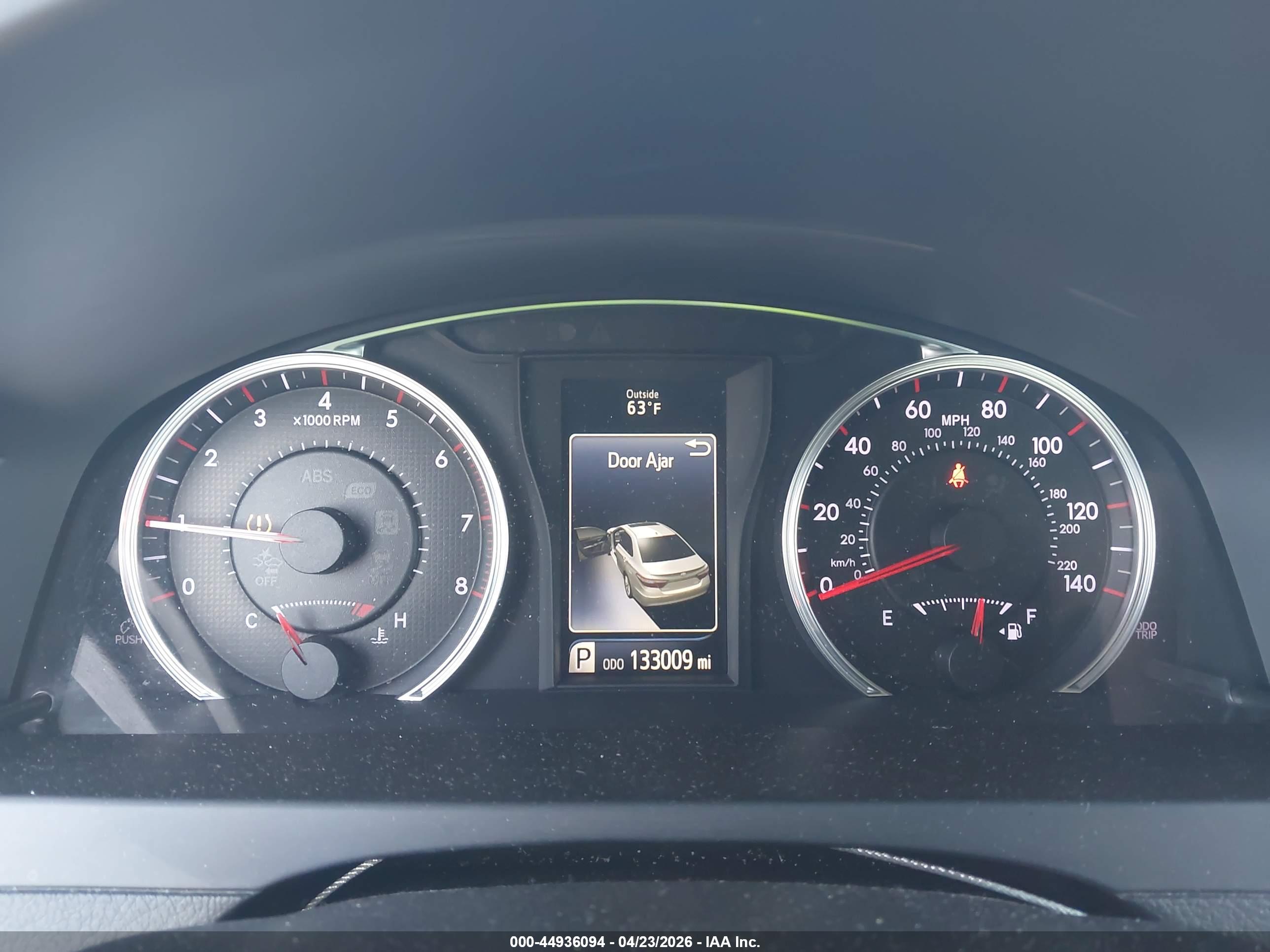 TOYOTA CAMRY image 7