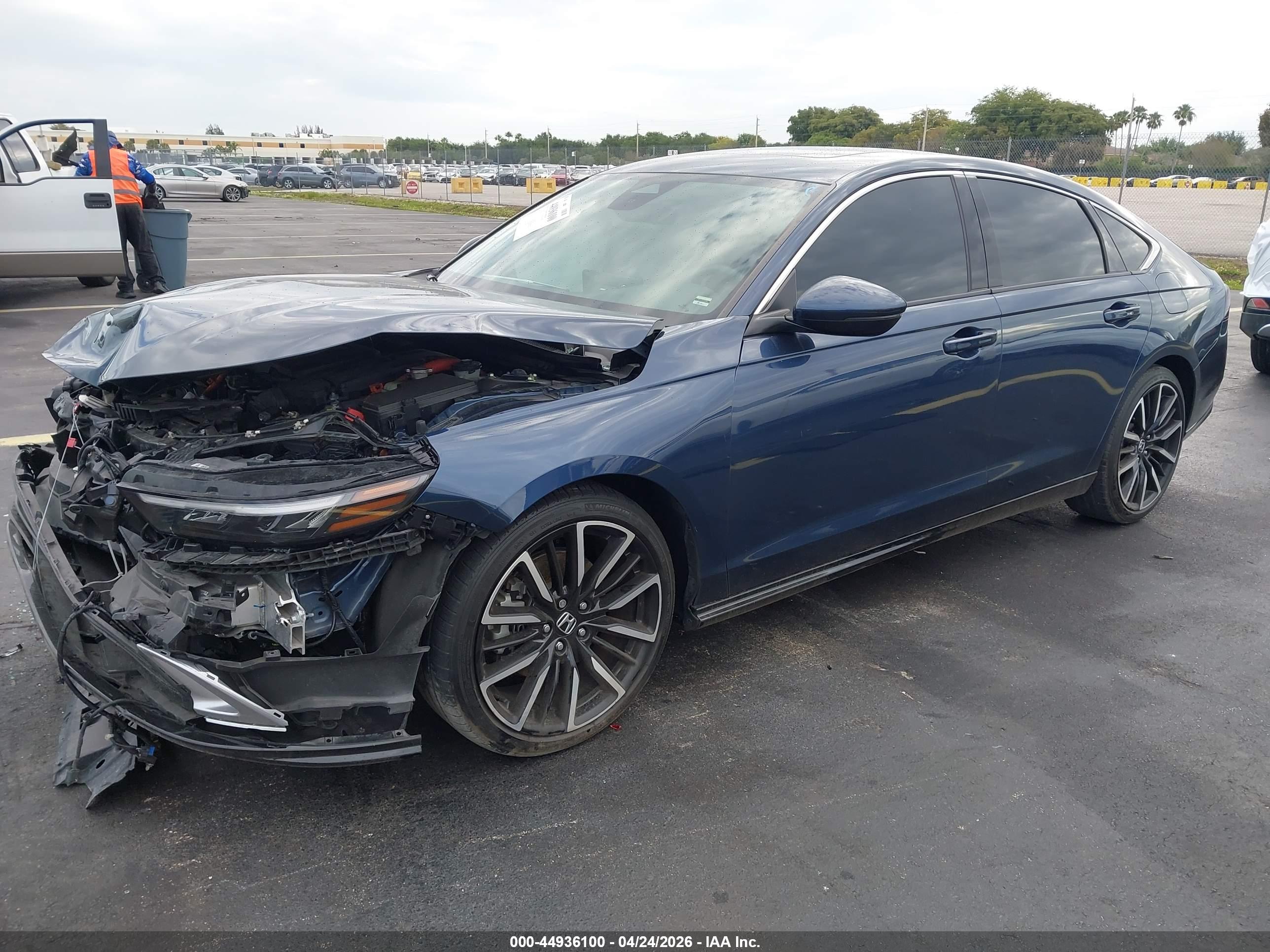 HONDA ACCORD image 2