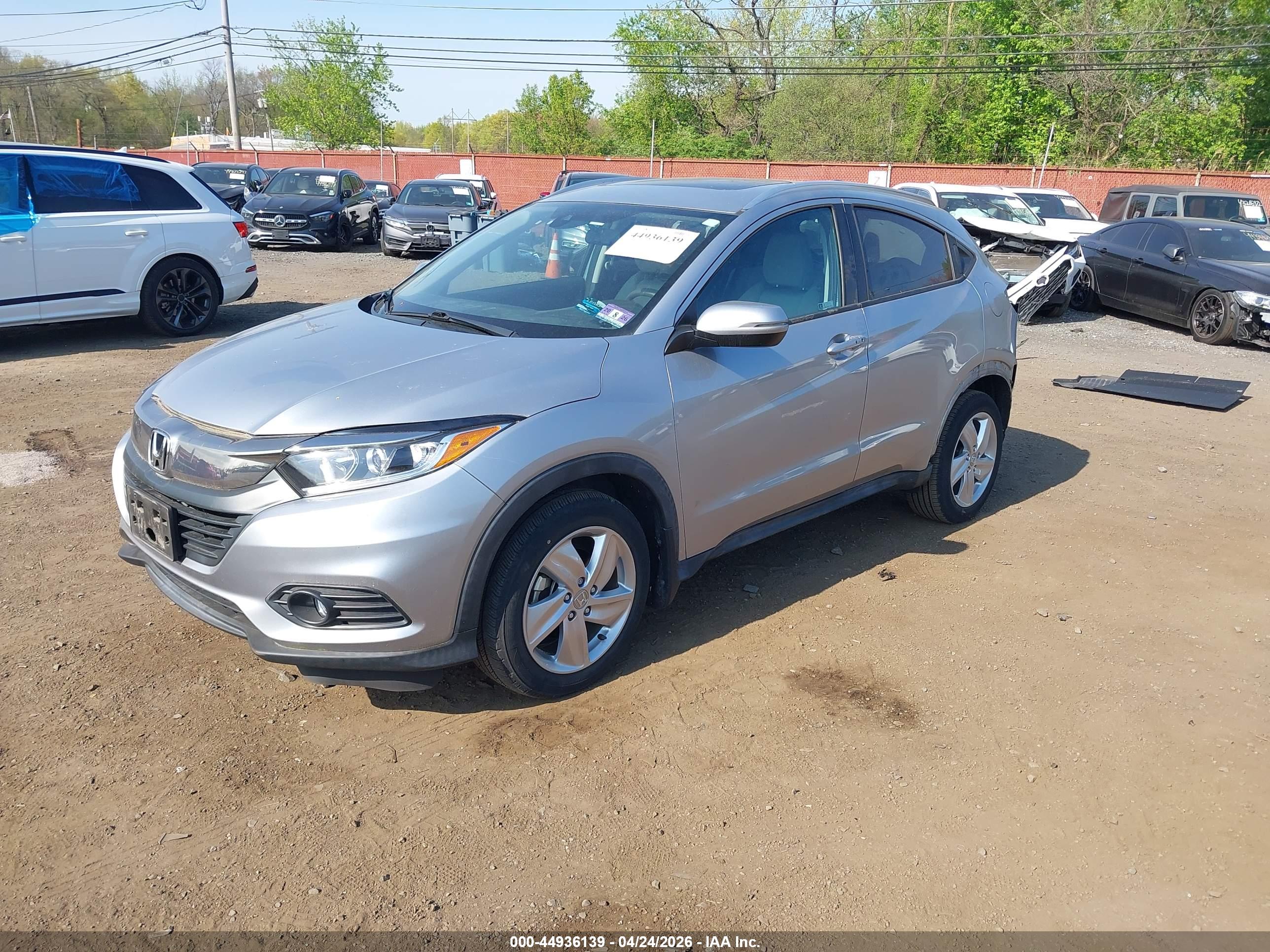 HONDA HR-V image 2