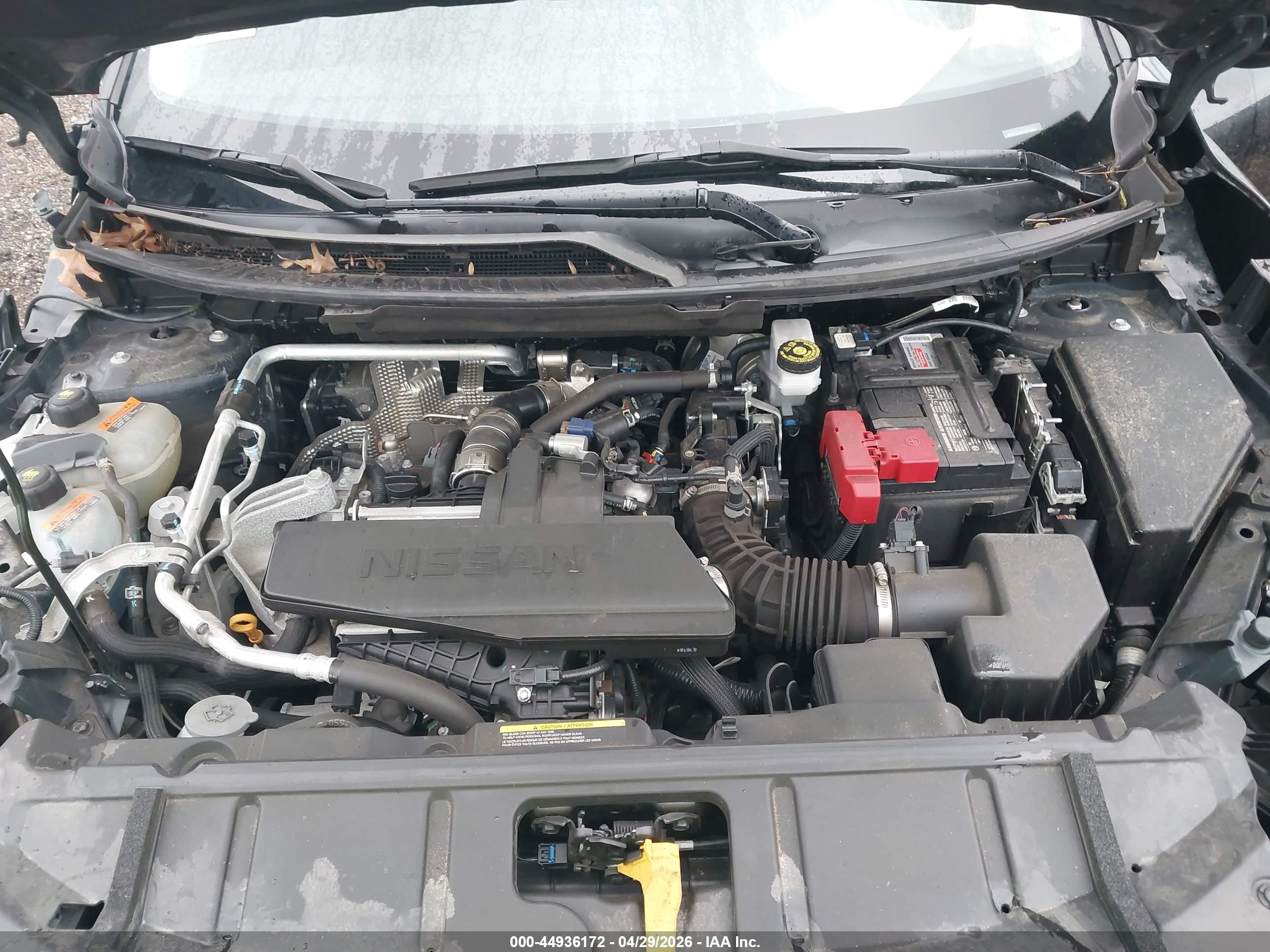NISSAN ROGUE image 10
