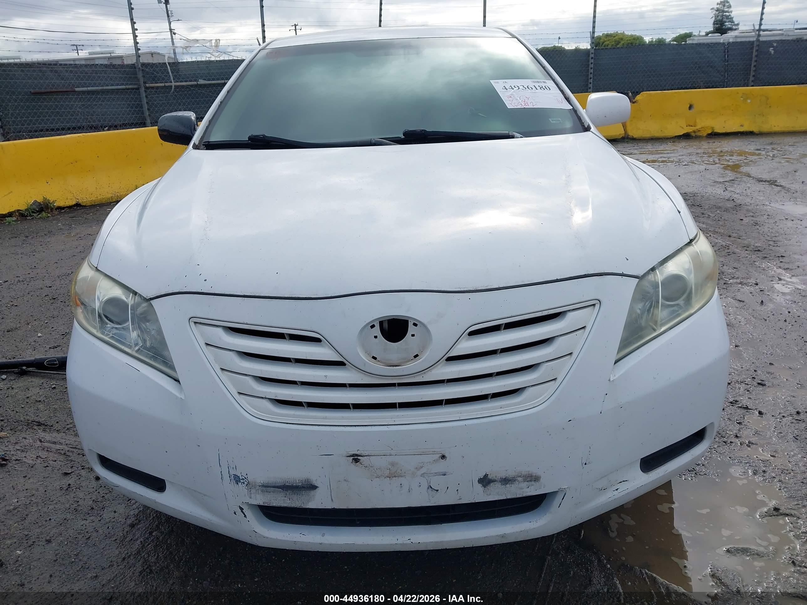TOYOTA CAMRY image 6