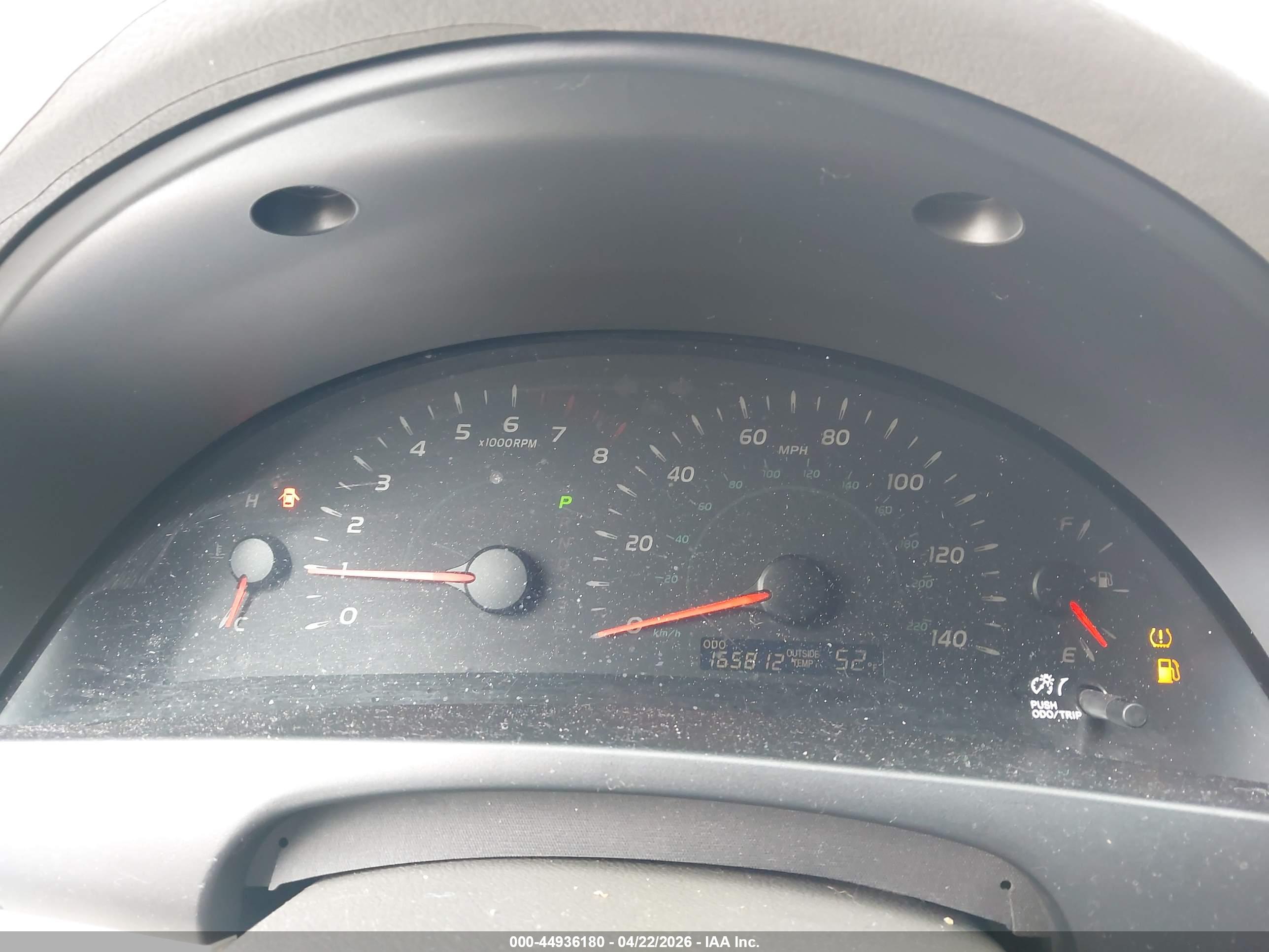 TOYOTA CAMRY image 7