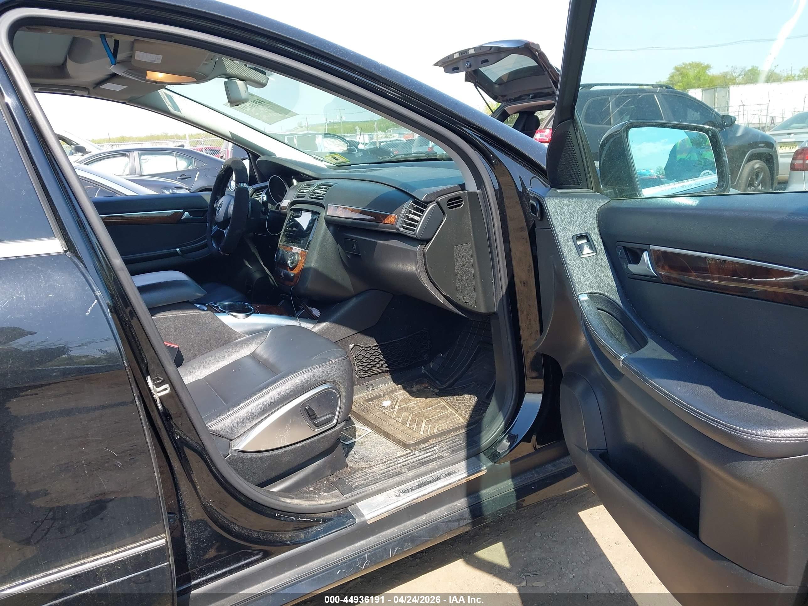 MERCEDES-BENZ R image 5