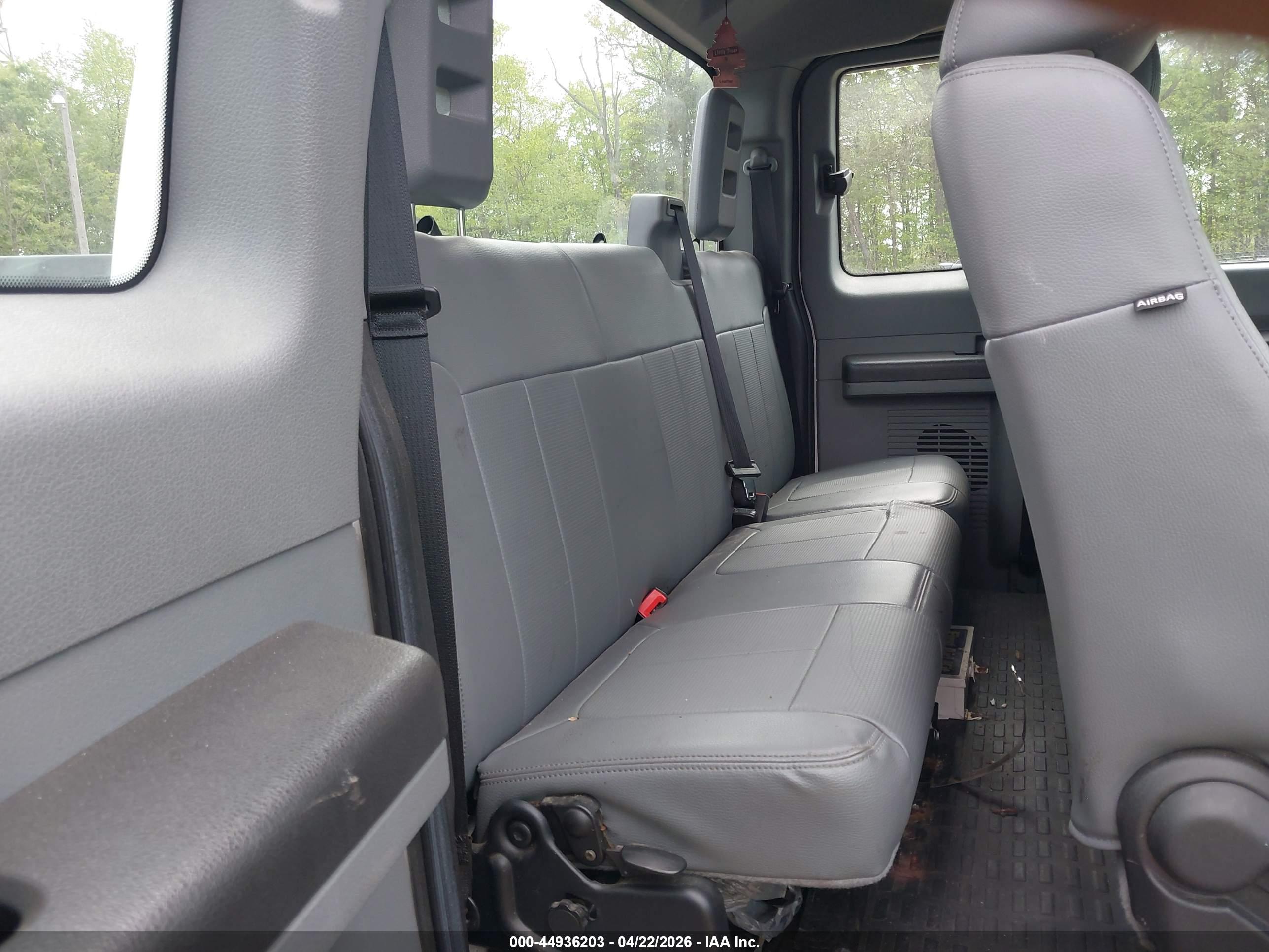 FORD F-250 image 8