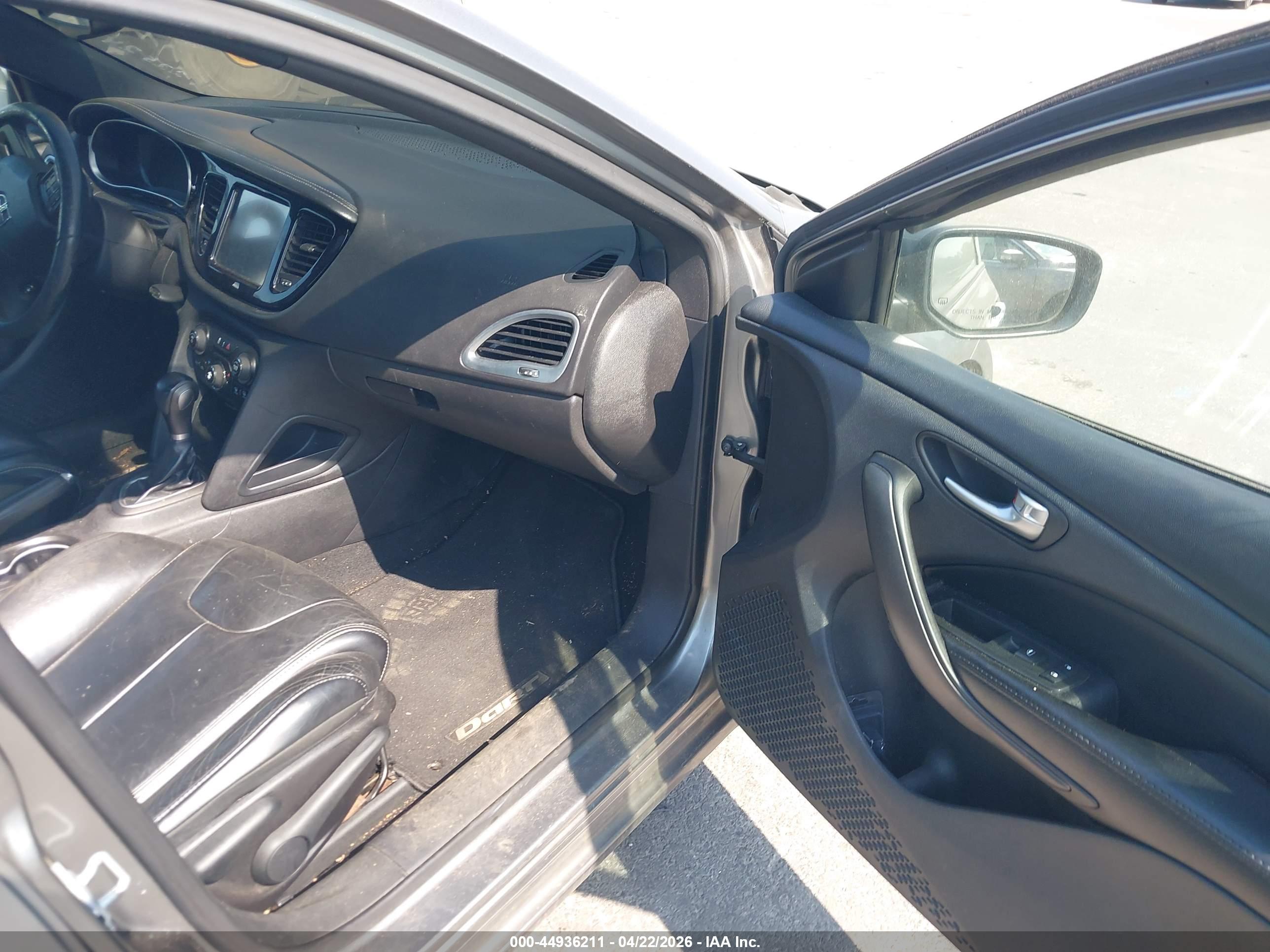 DODGE DART image 5