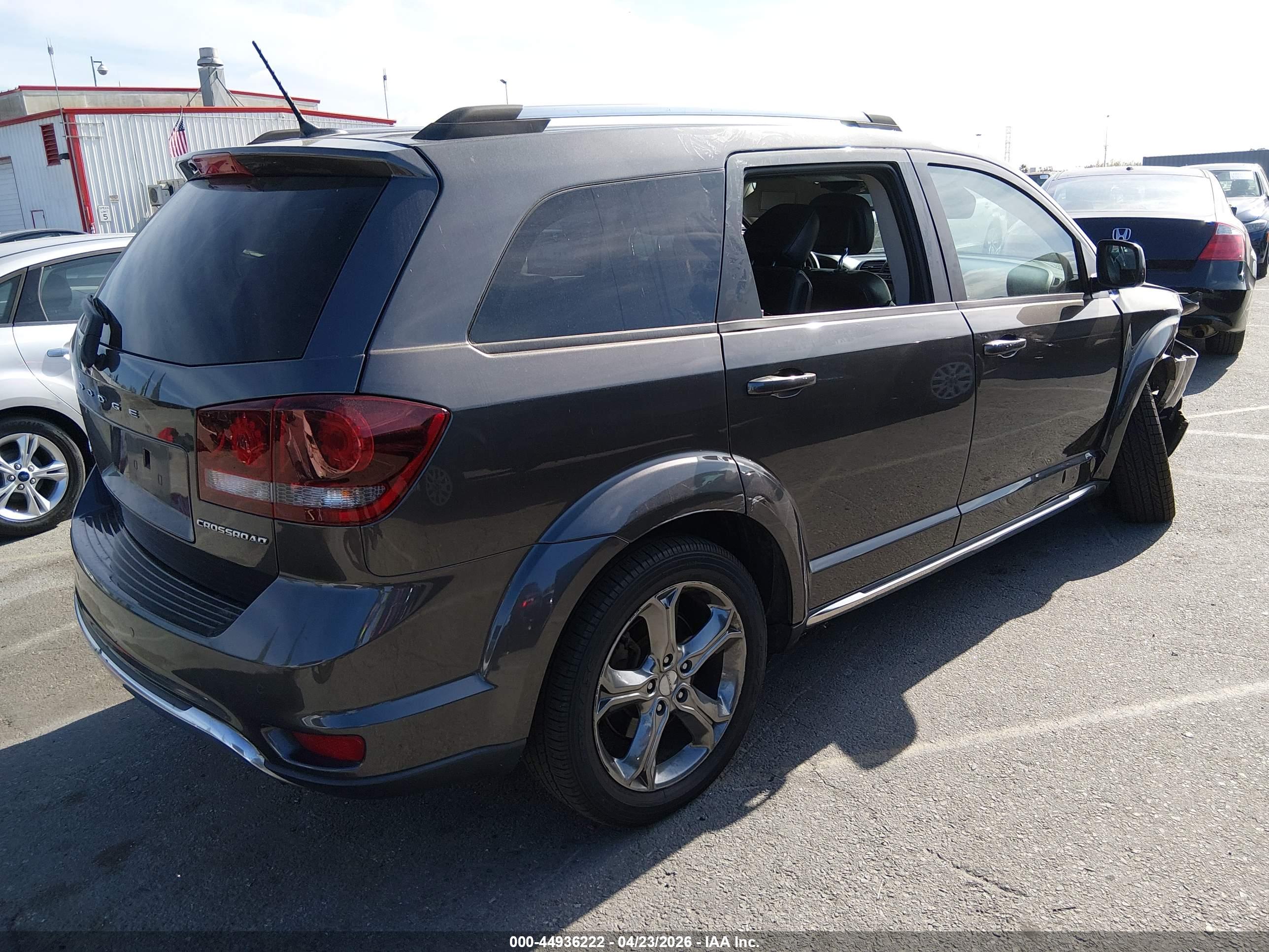 DODGE JOURNEY image 4