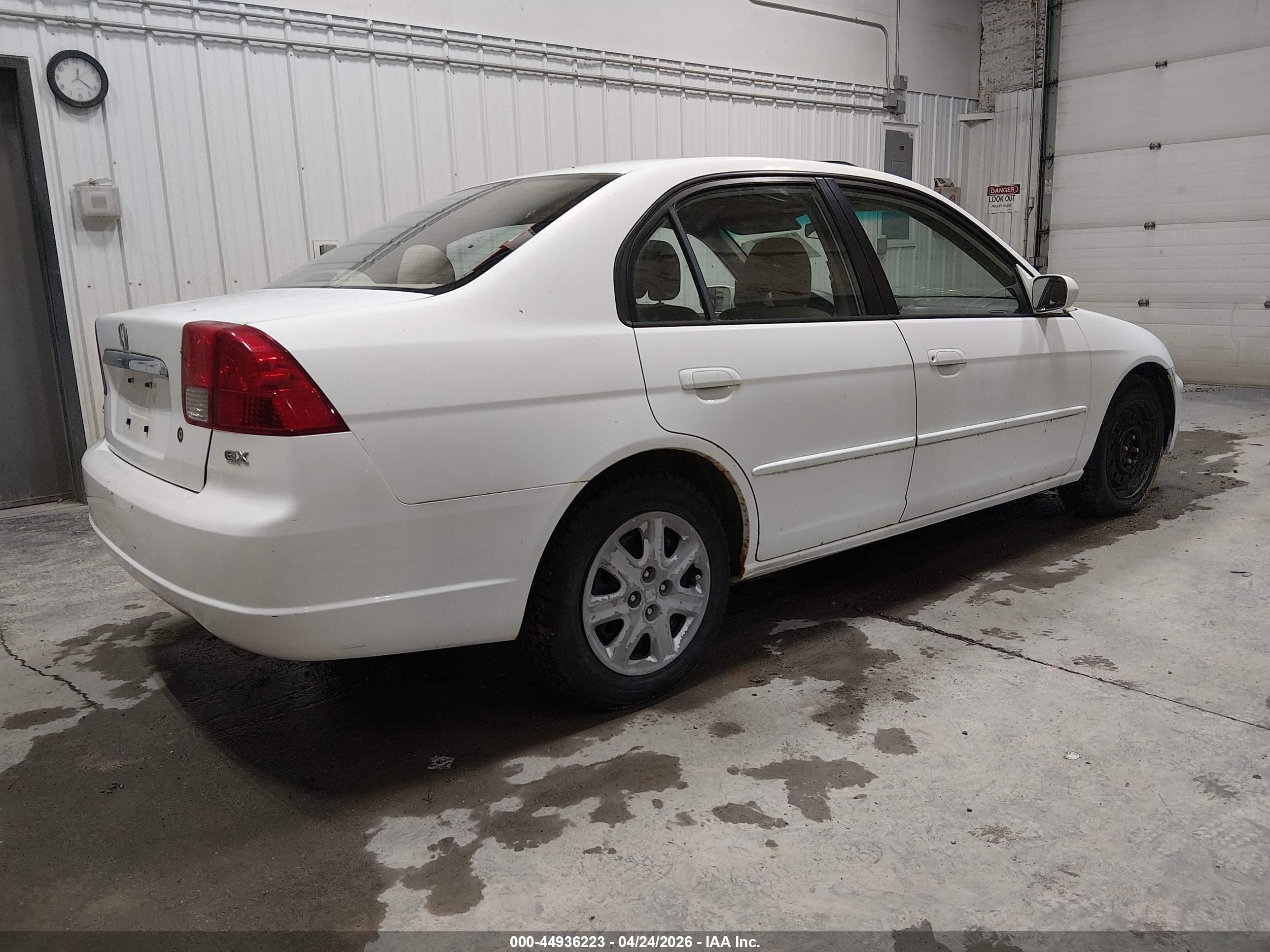 HONDA CIVIC image 4
