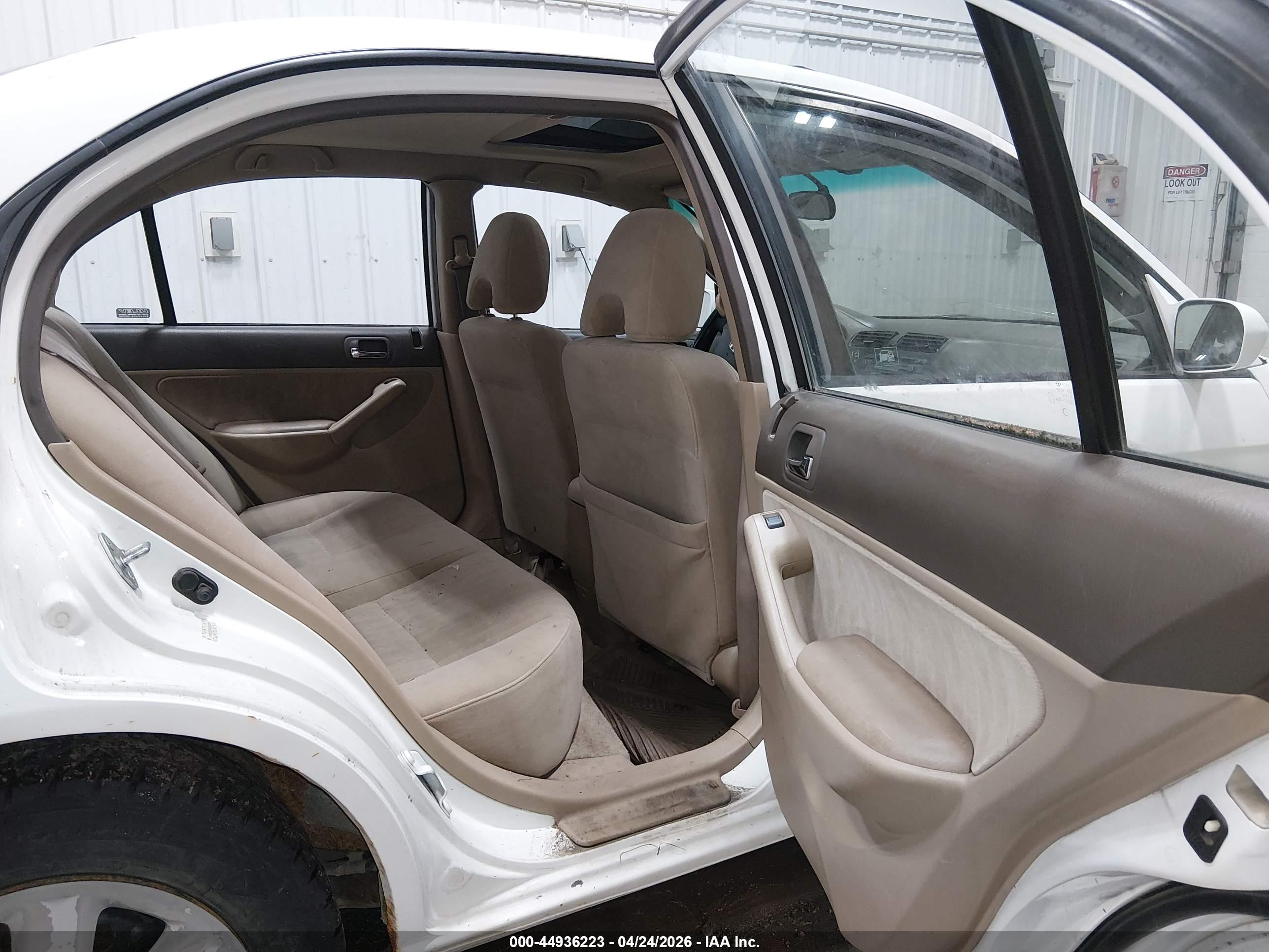 HONDA CIVIC image 8