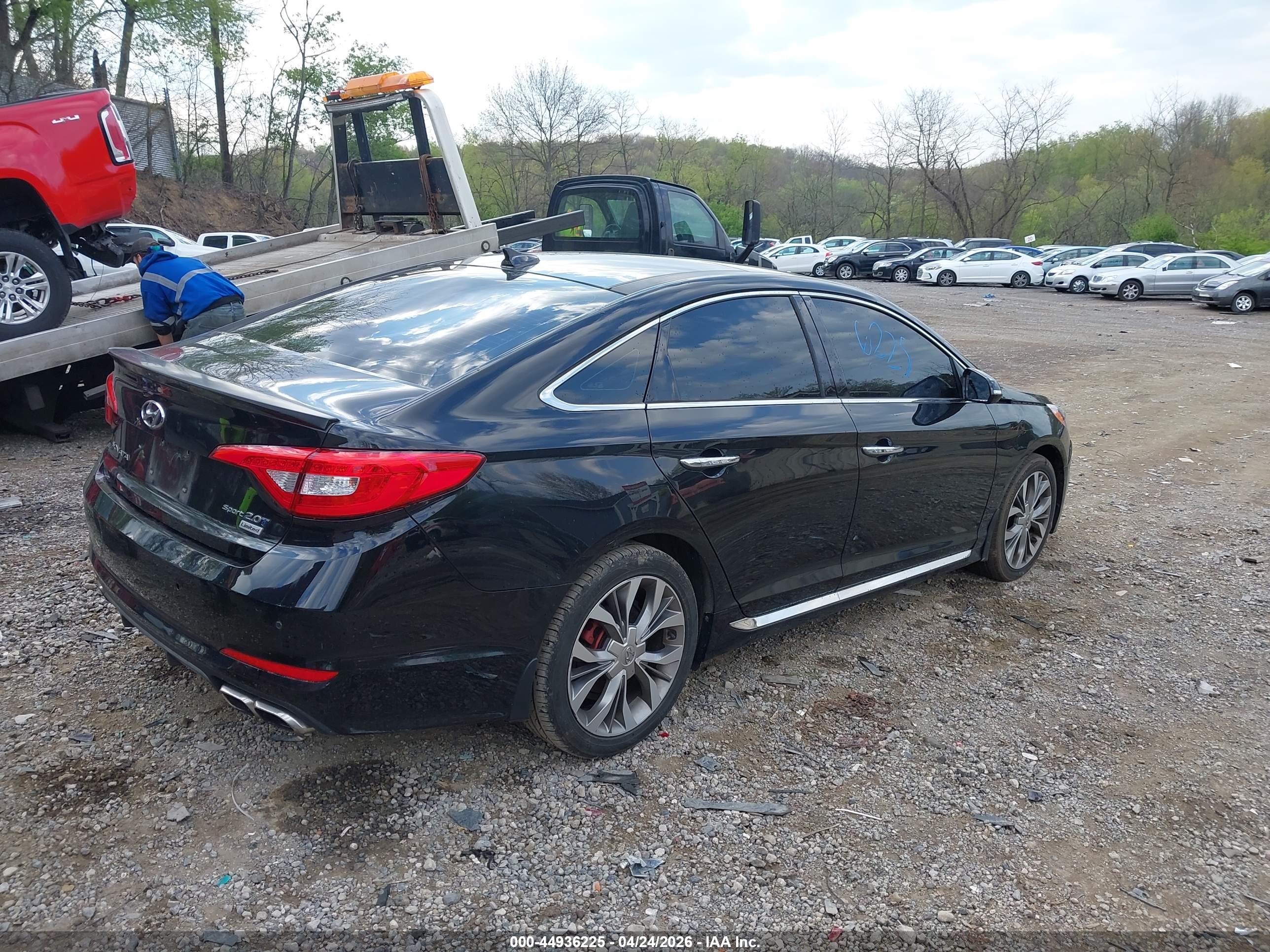 HYUNDAI SONATA image 4
