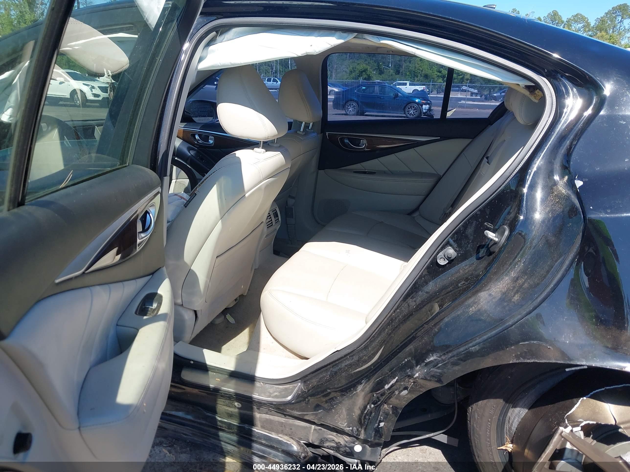 INFINITI Q50 image 8