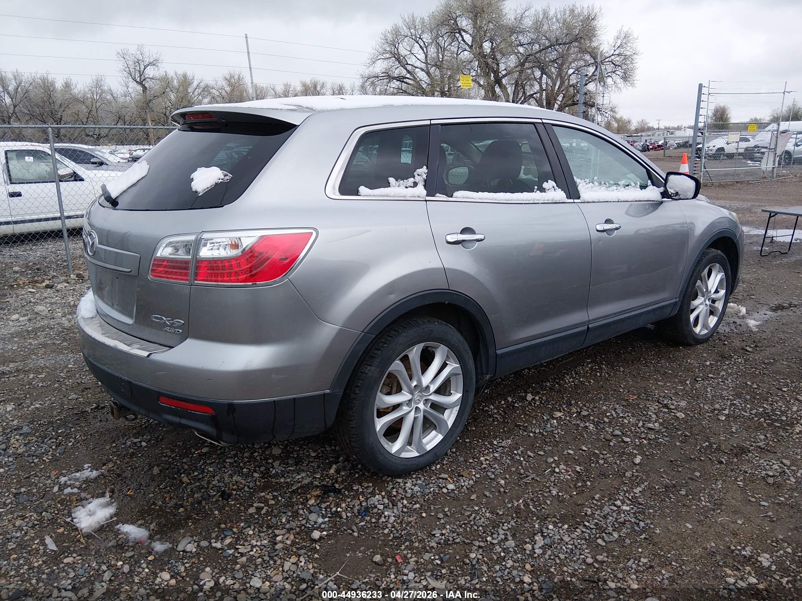 MAZDA CX-9 image 4