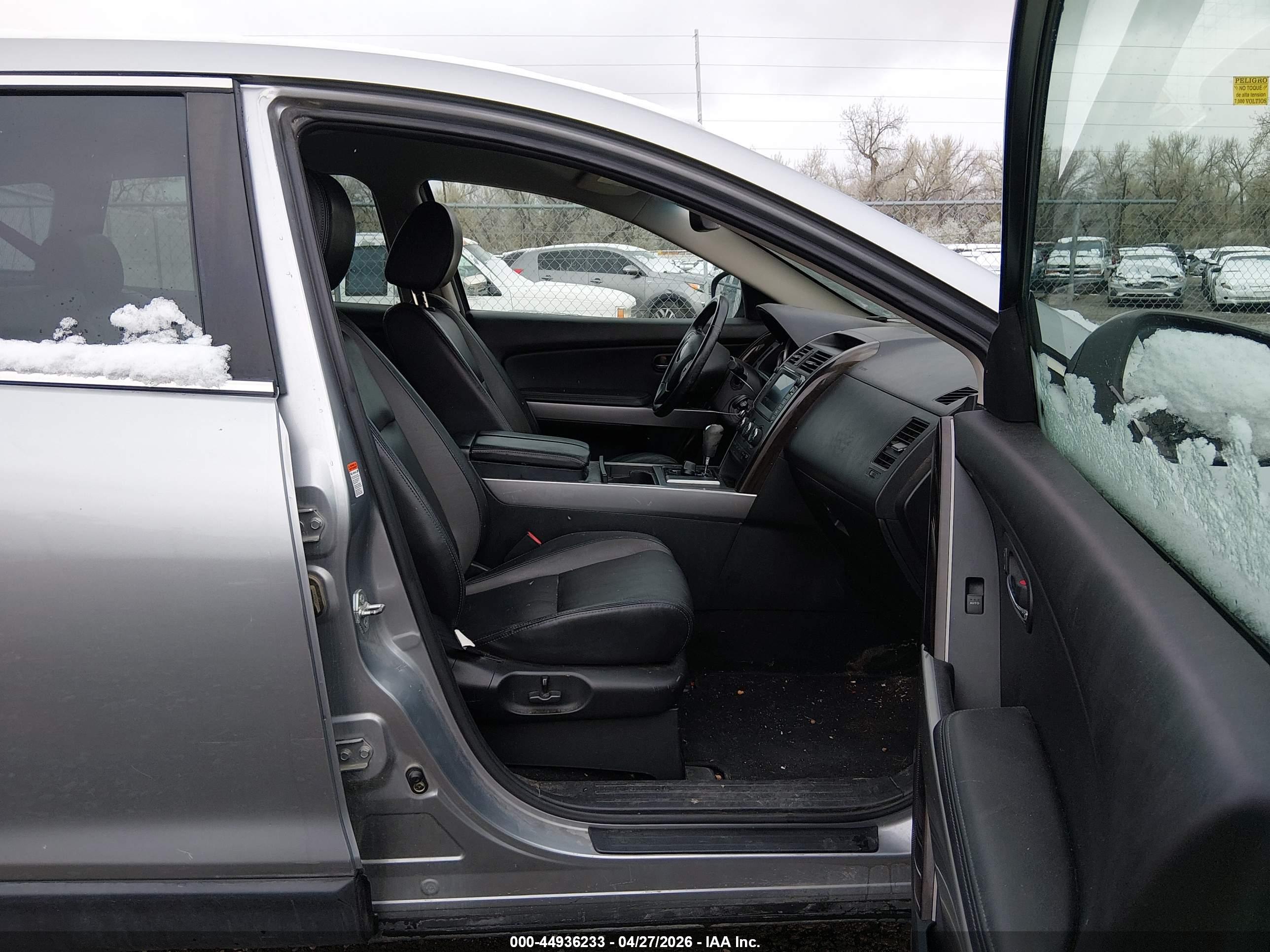 MAZDA CX-9 image 5