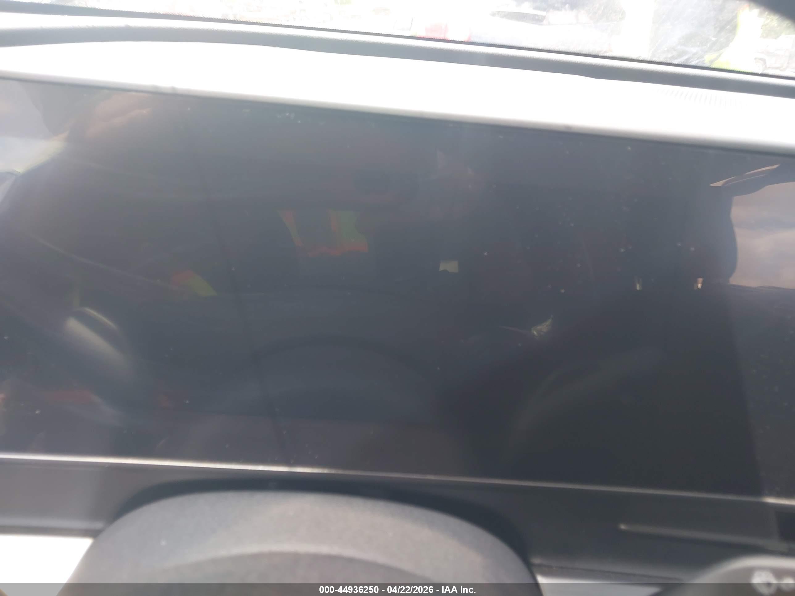 KIA SPORTAGE image 7