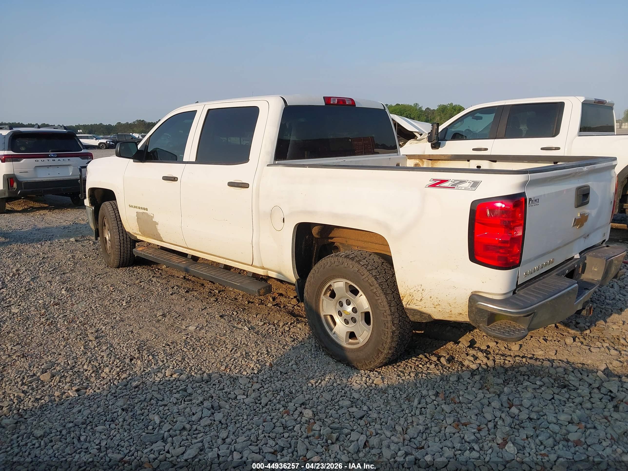 CHEVROLET SILVERADO image 3