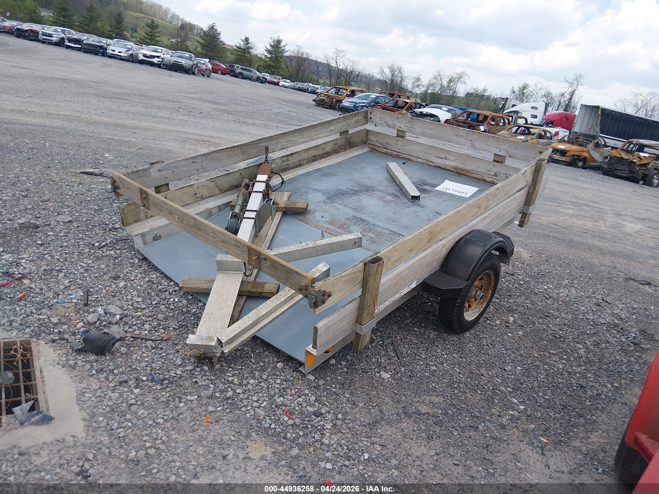 TRAILER WORTHINGTON image 2