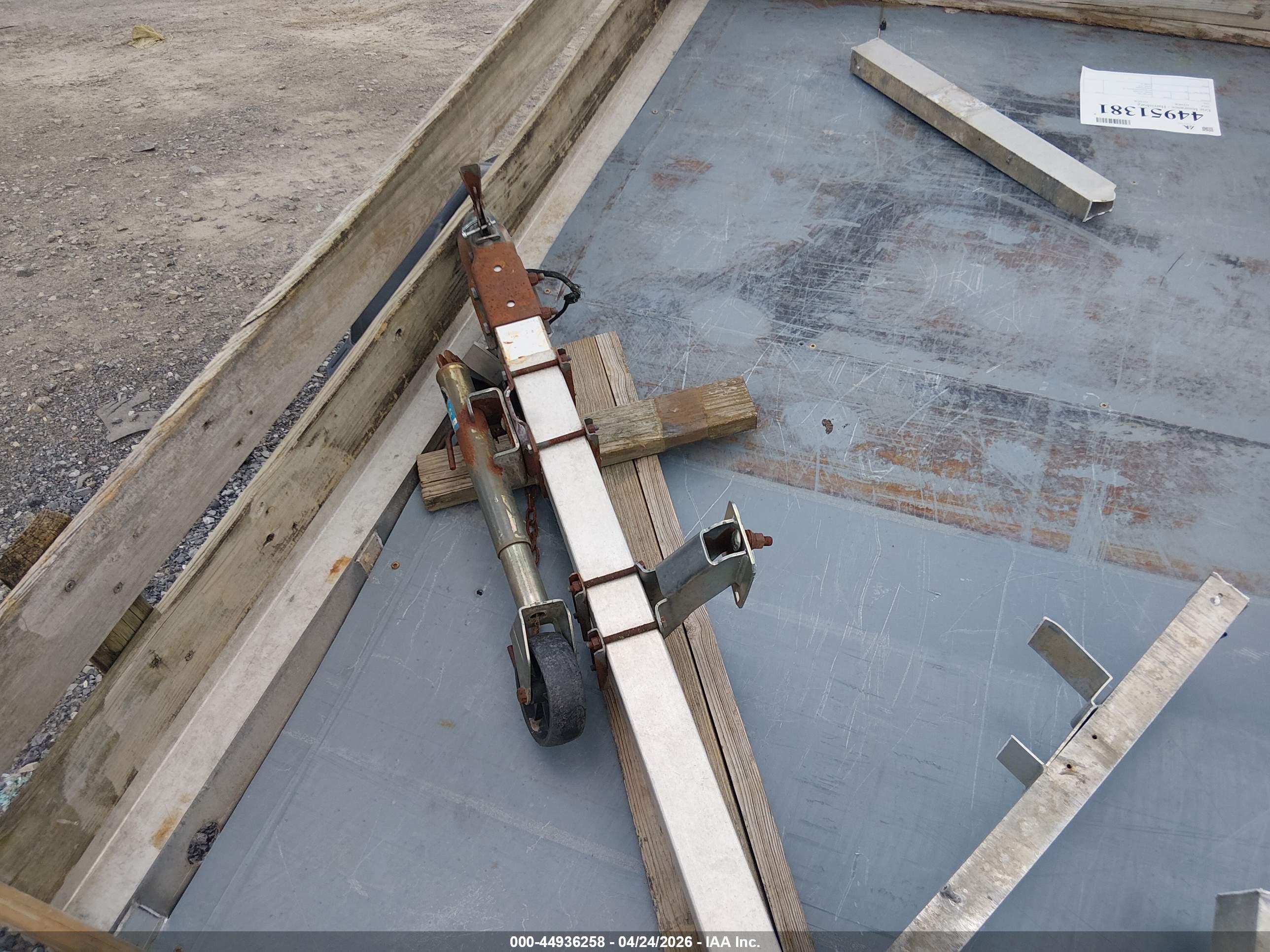 TRAILER WORTHINGTON image 7