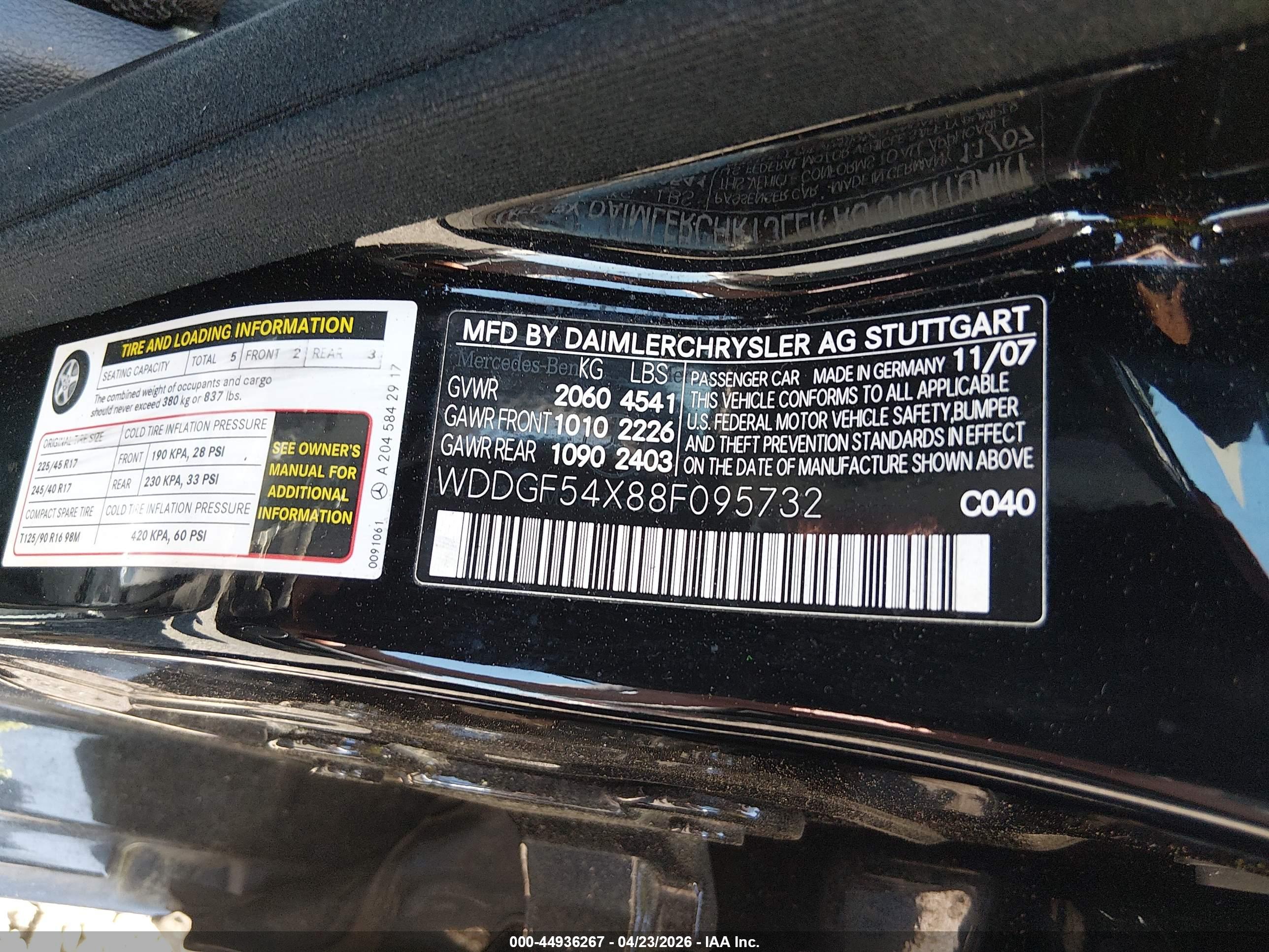 MERCEDES-BENZ C image 9