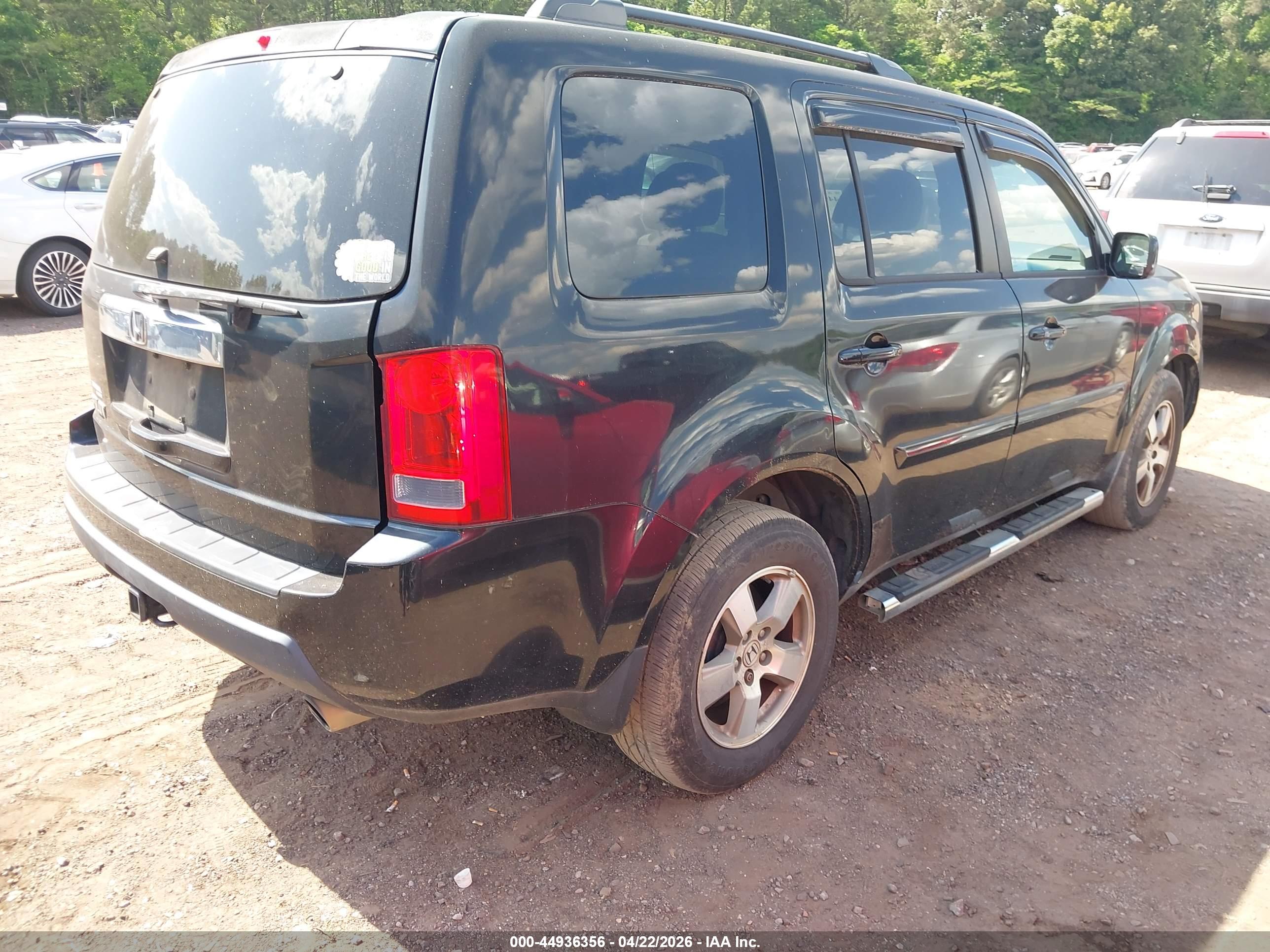 HONDA PILOT image 4