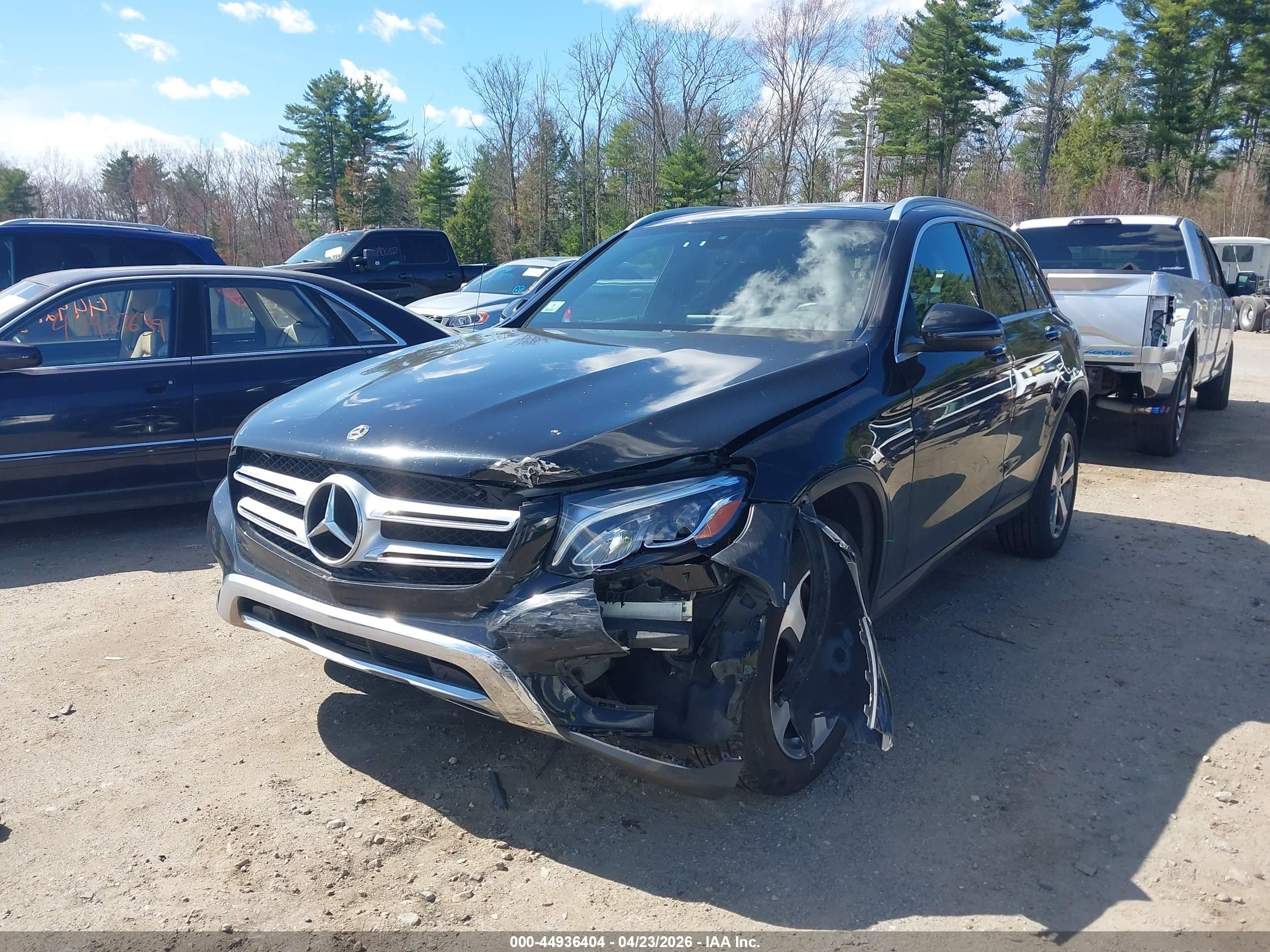 MERCEDES-BENZ GLC image 6