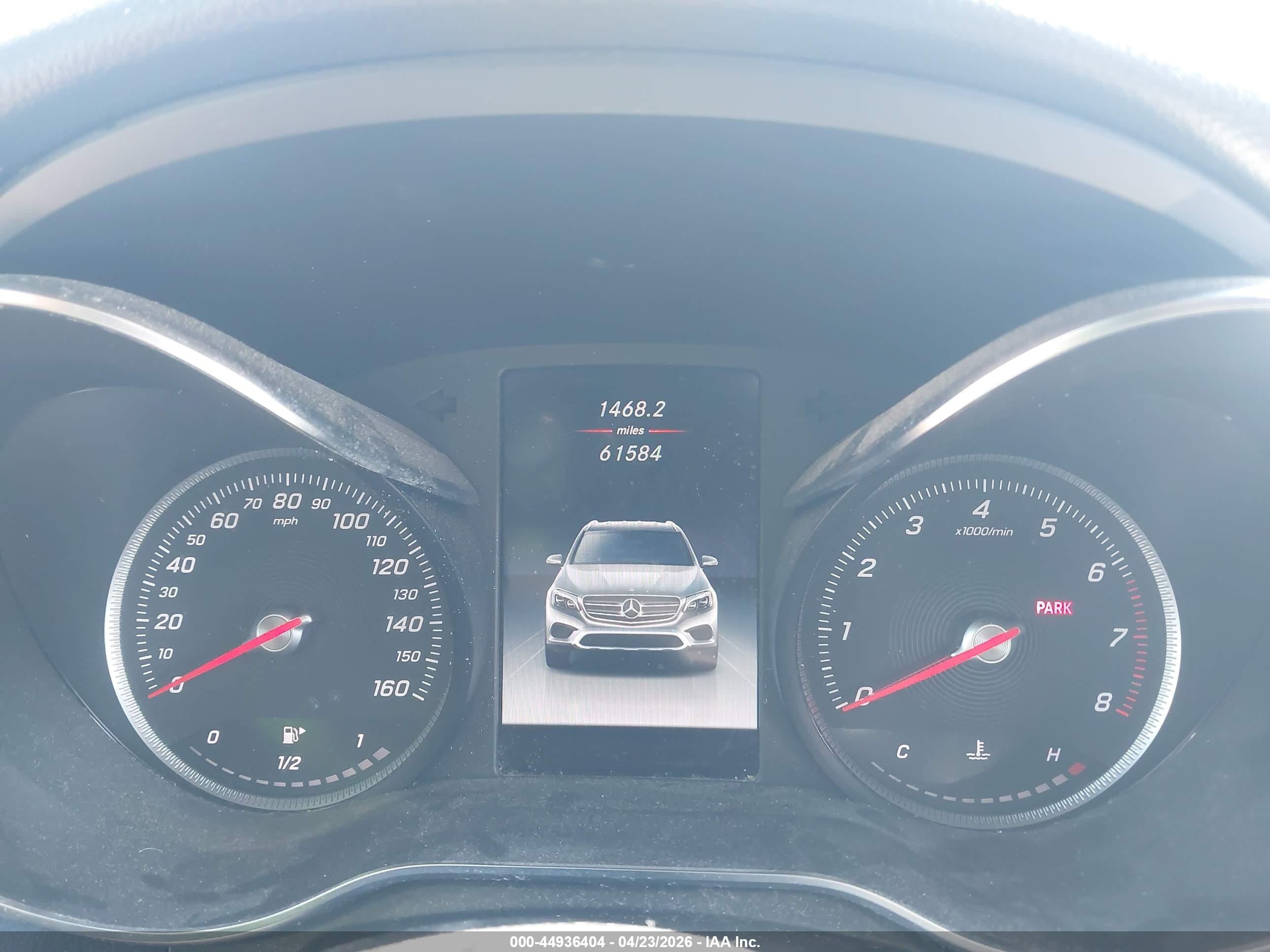 MERCEDES-BENZ GLC image 7