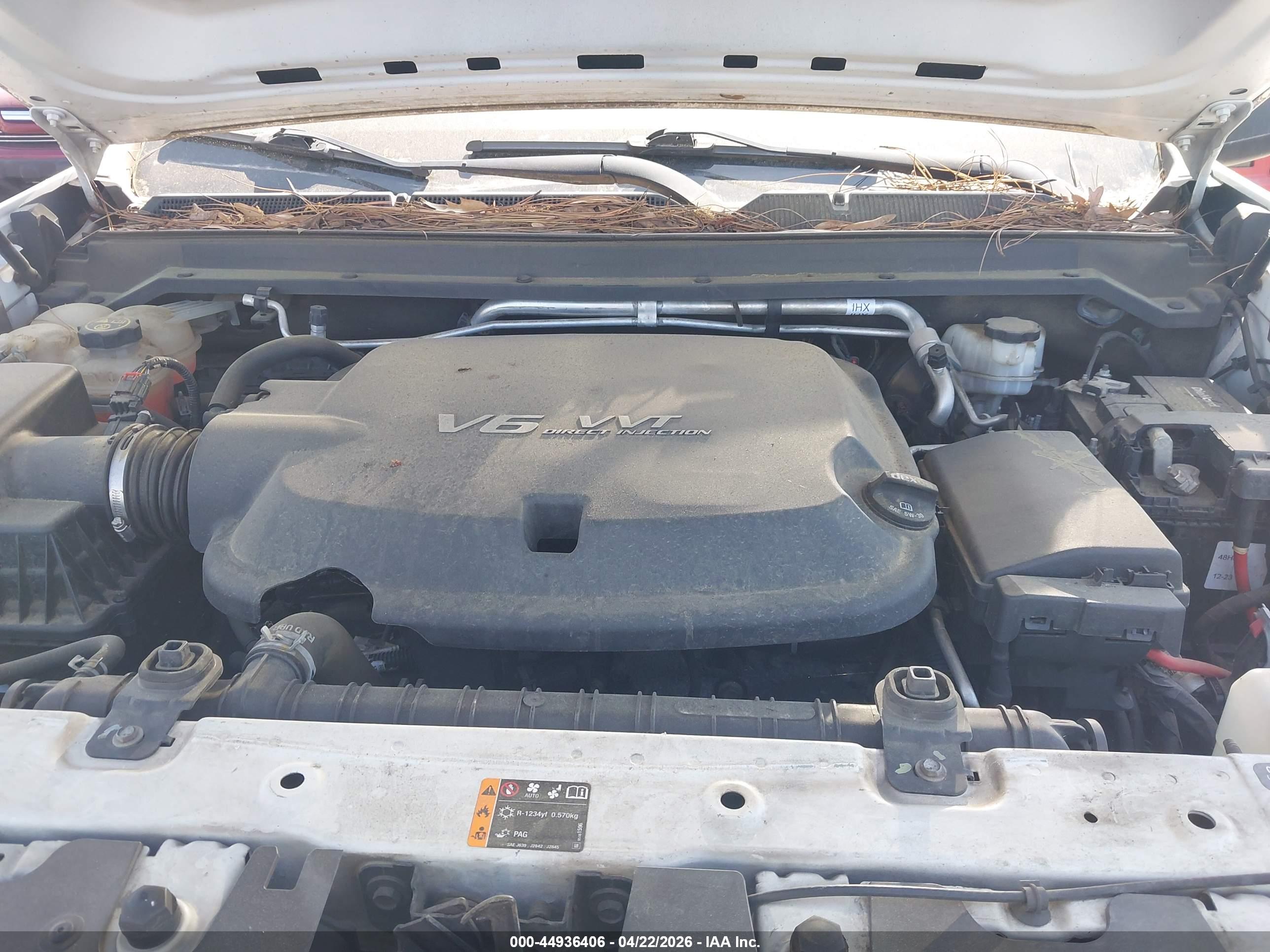 CHEVROLET COLORADO image 10