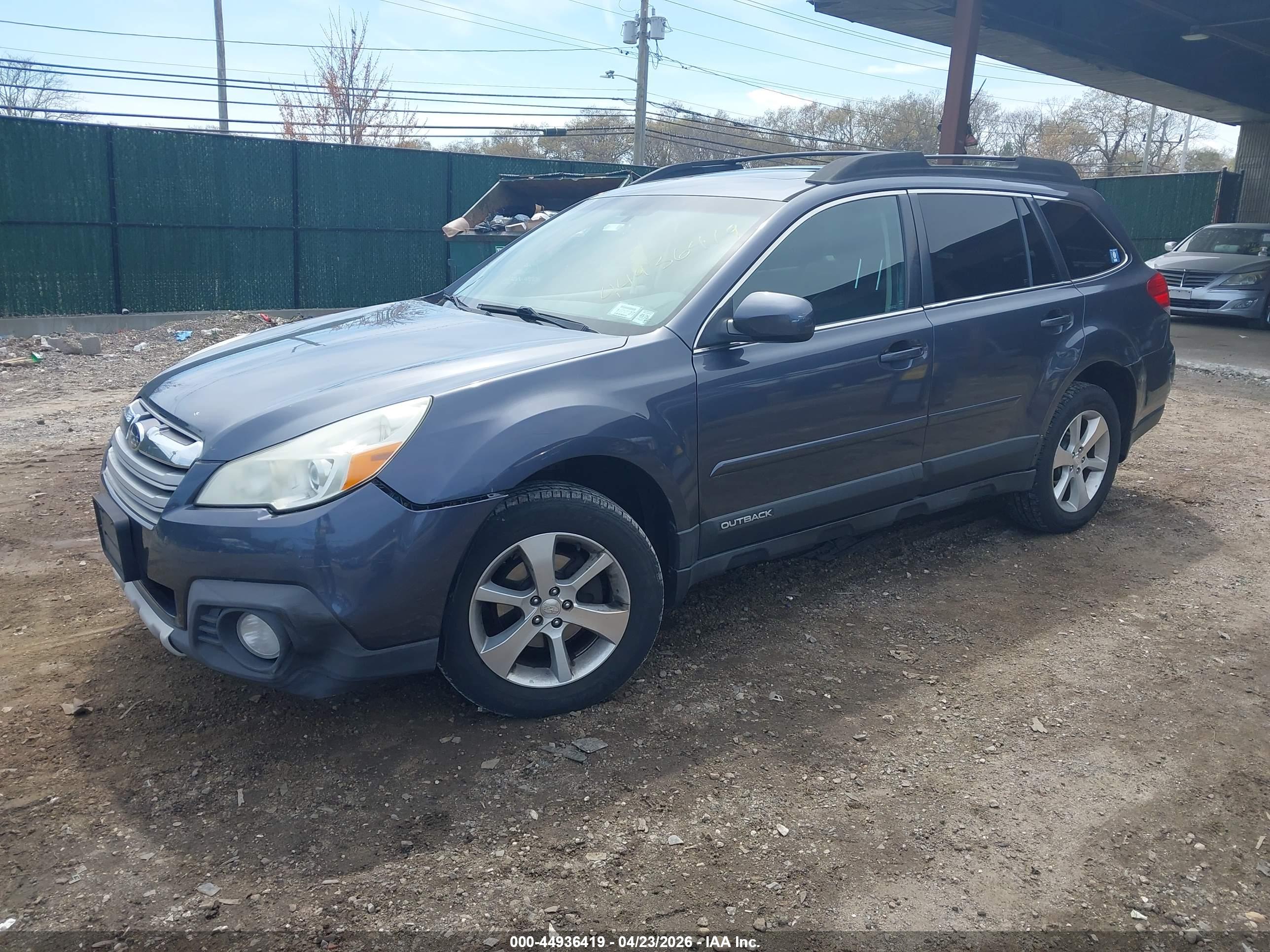 SUBARU OUTBACK image 2